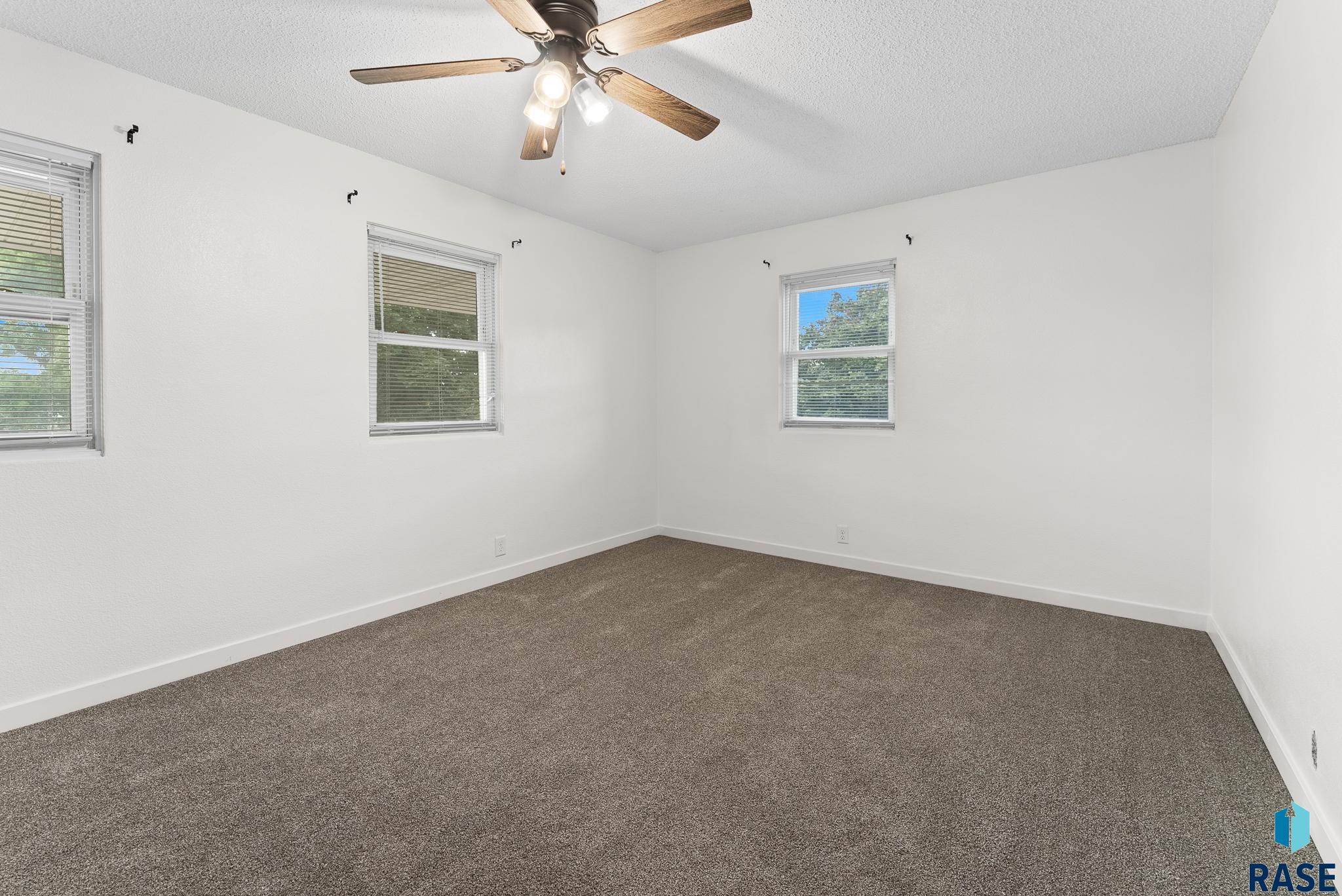 101 N Pipestone Ave Avenue #1, Brandon, South Dakota image 17