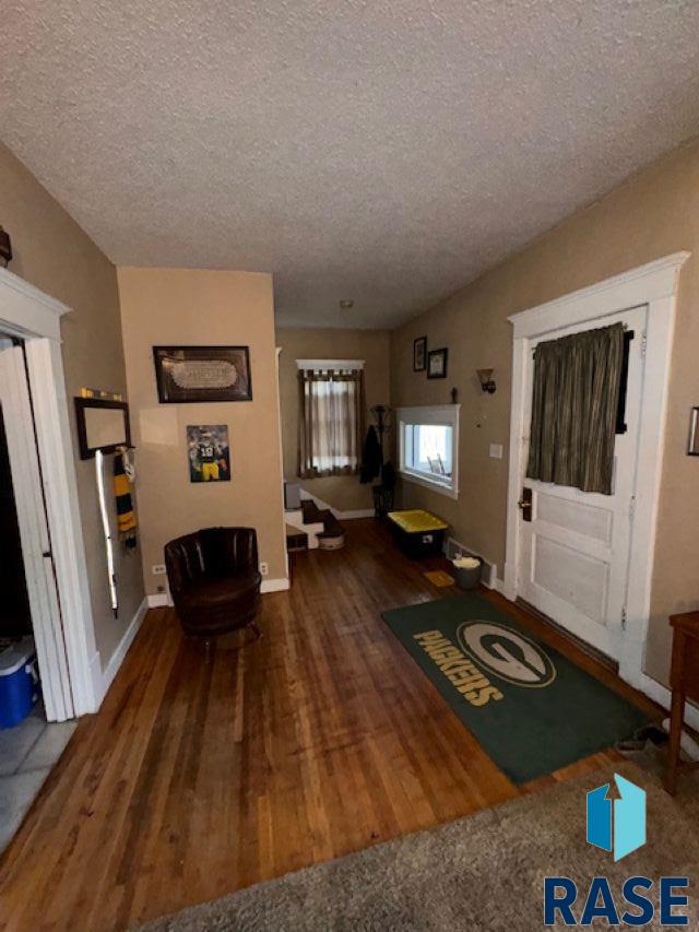 709 E 5th Ave Avenue, Mitchell, South Dakota image 4