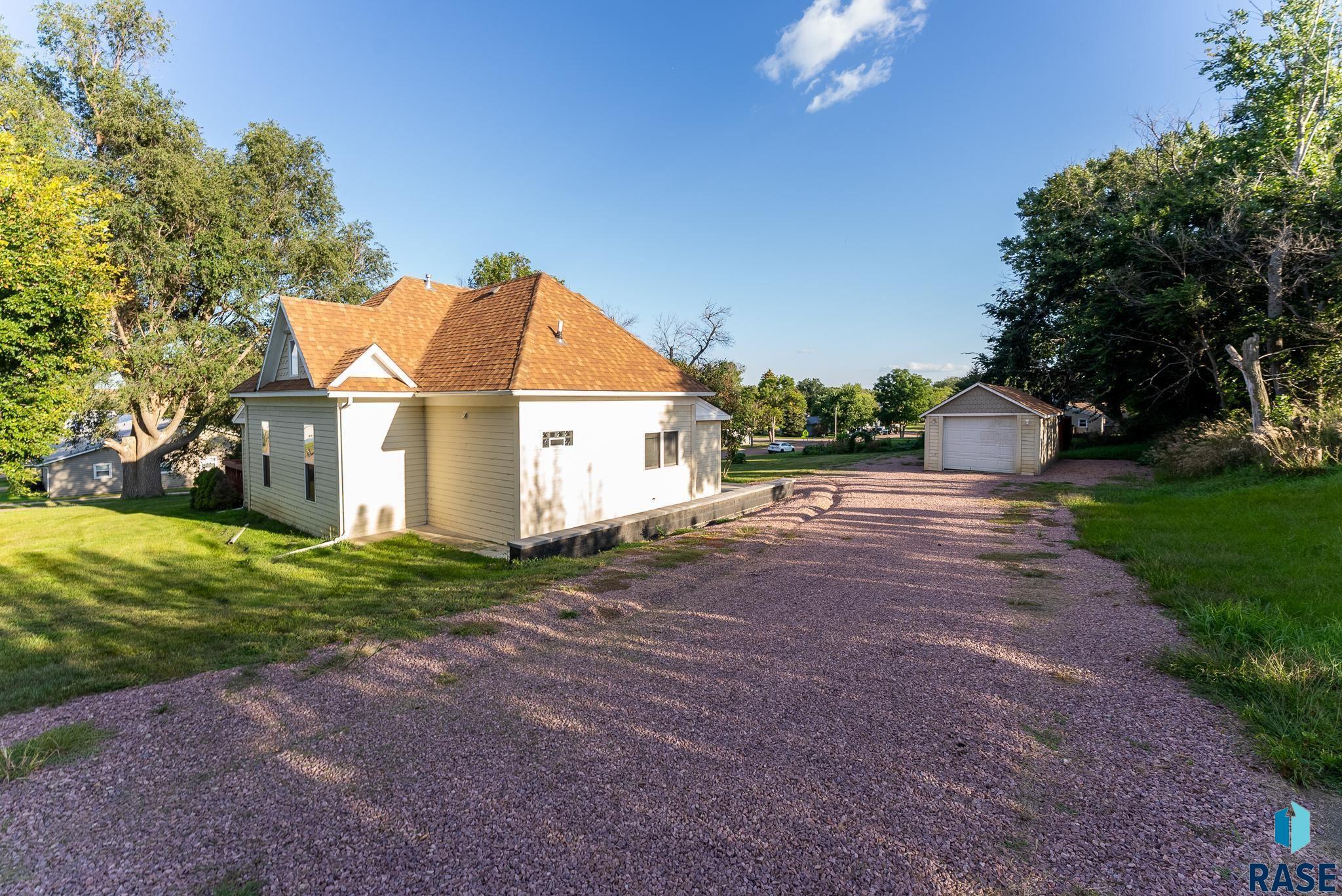 101 S Church Ave Avenue, Montrose, South Dakota image 36