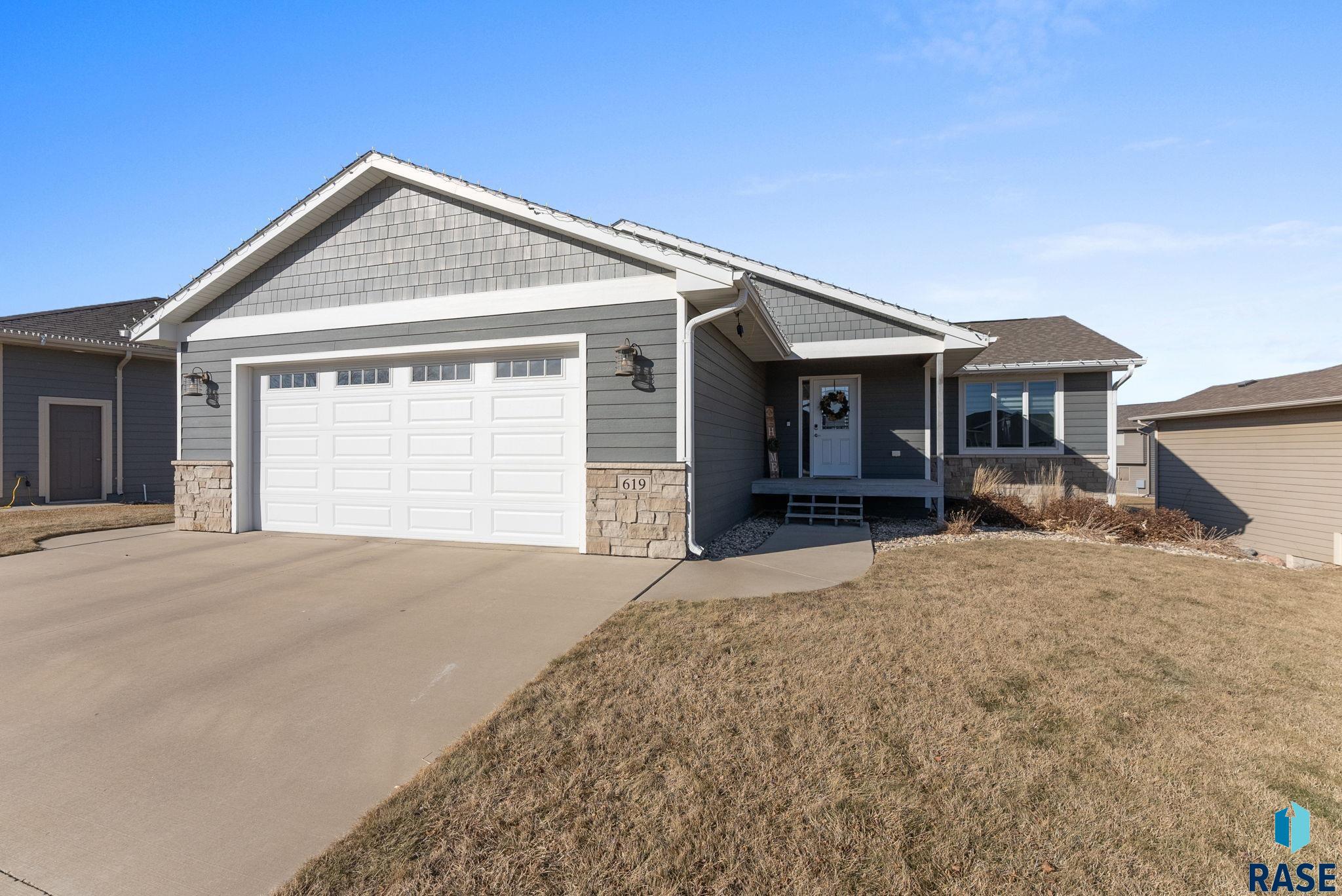 619 Cressman Trl Trail, Hartford, South Dakota image 1