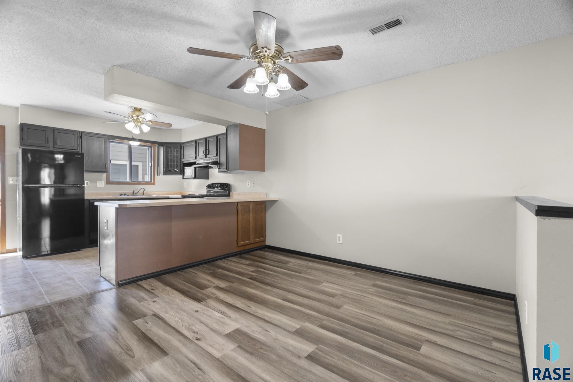 1010 S Bridgeport Pl Place, Sioux Falls, South Dakota image 8