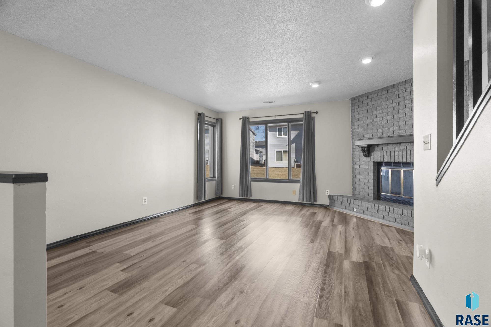 1010 S Bridgeport Pl Place, Sioux Falls, South Dakota image 9