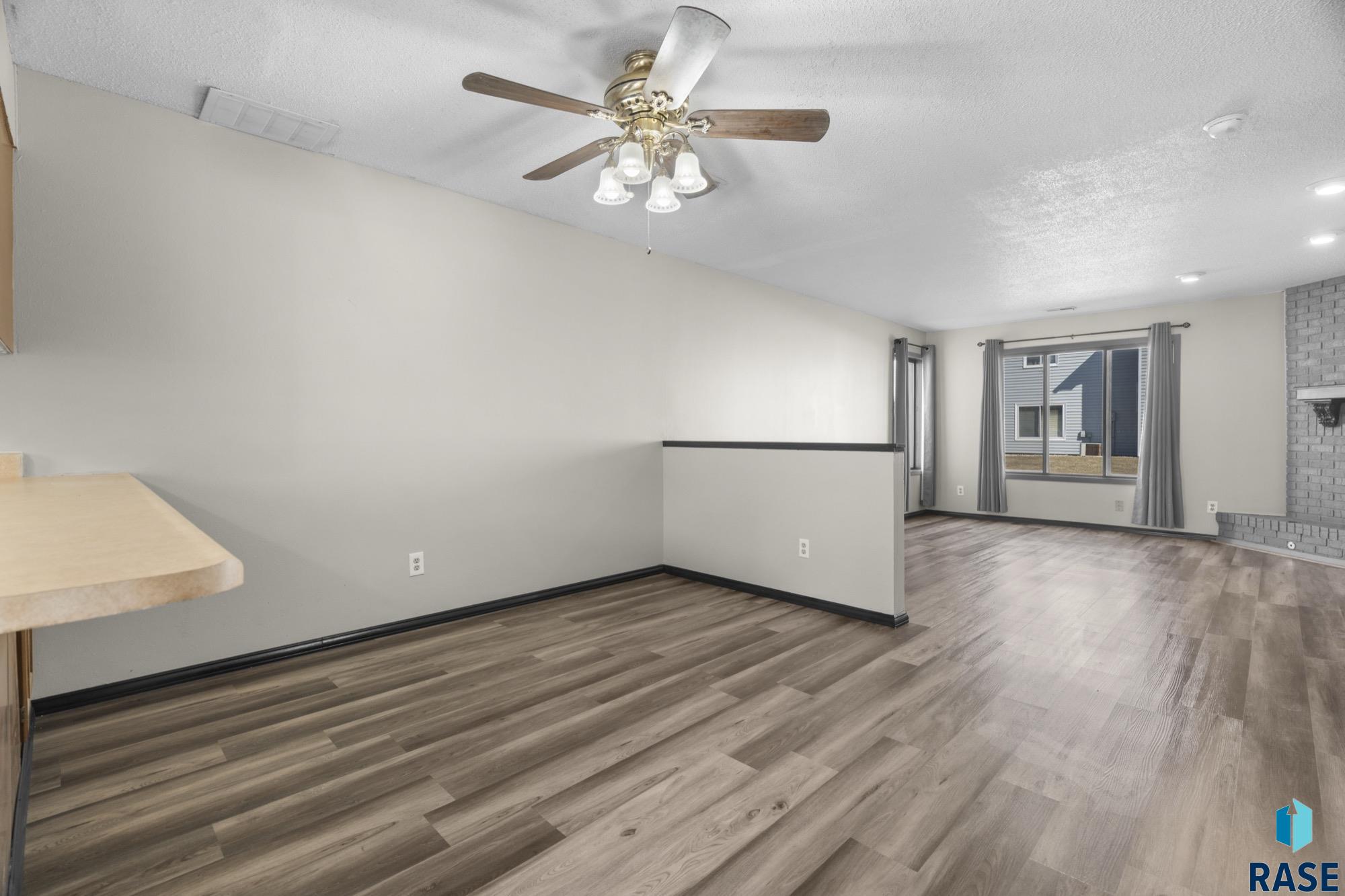 1010 S Bridgeport Pl Place, Sioux Falls, South Dakota image 6