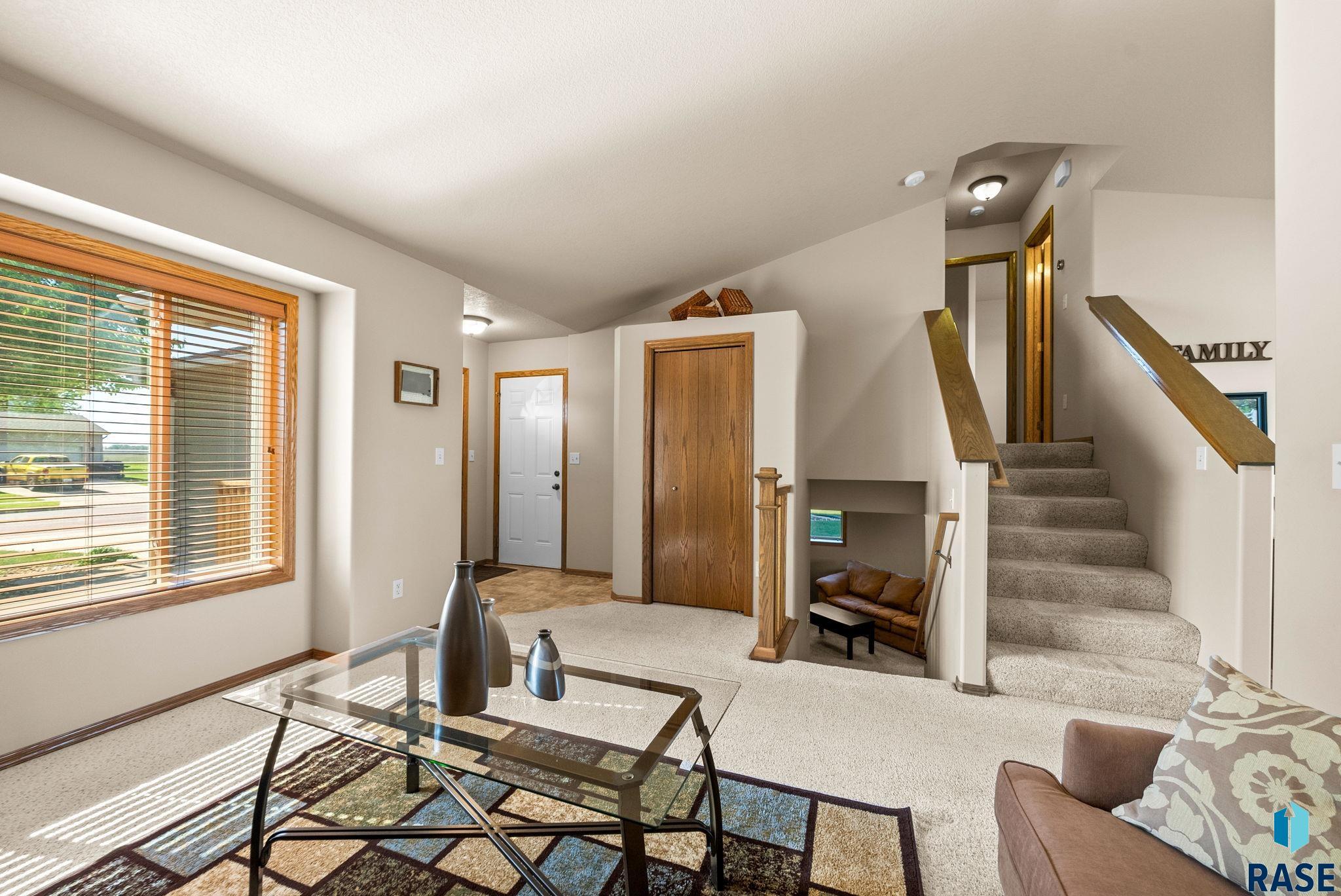 506 Almond Ave Avenue, Harrisburg, New Jersey image 3