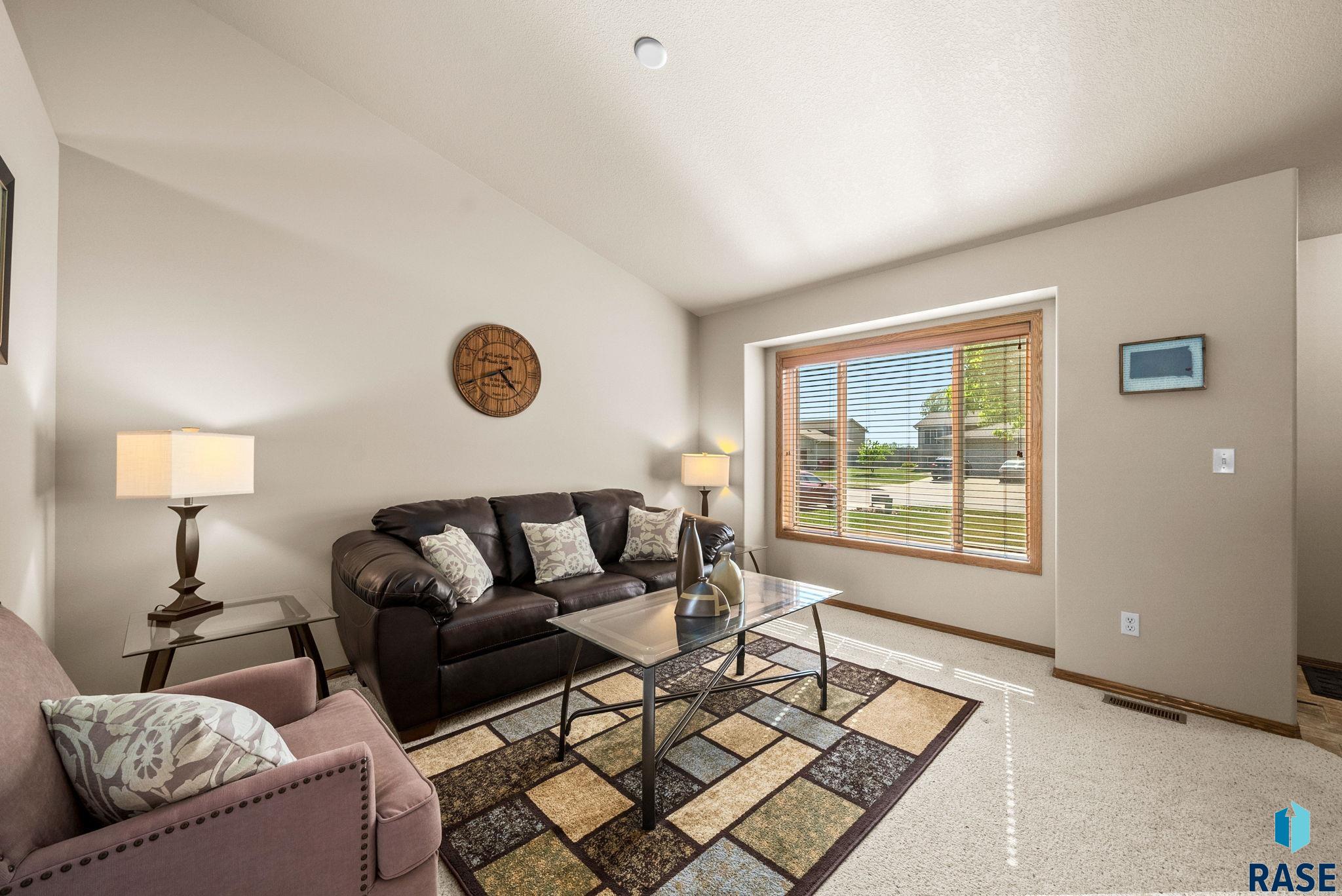 506 Almond Ave Avenue, Harrisburg, New Jersey image 4