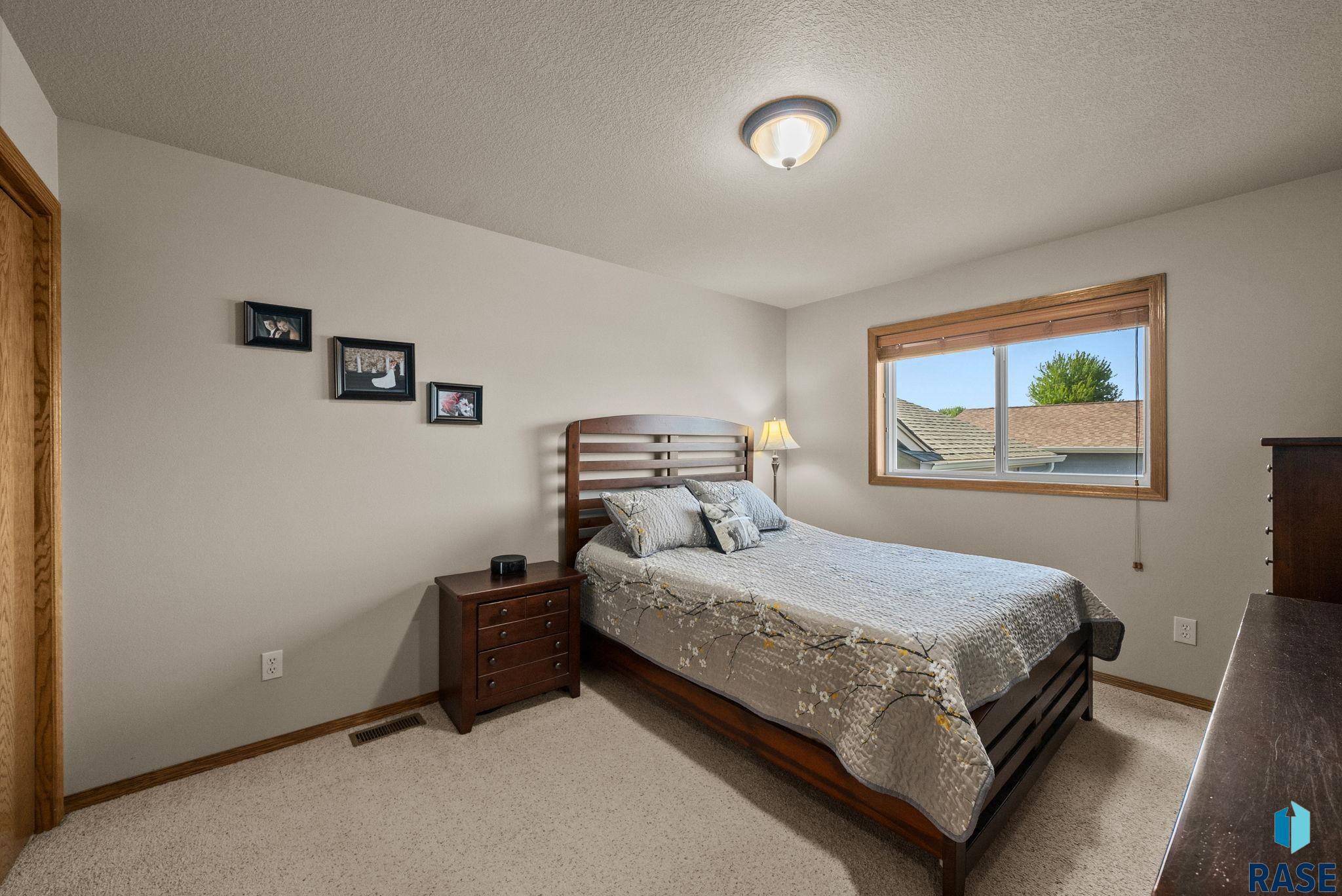506 Almond Ave Avenue, Harrisburg, New Jersey image 15