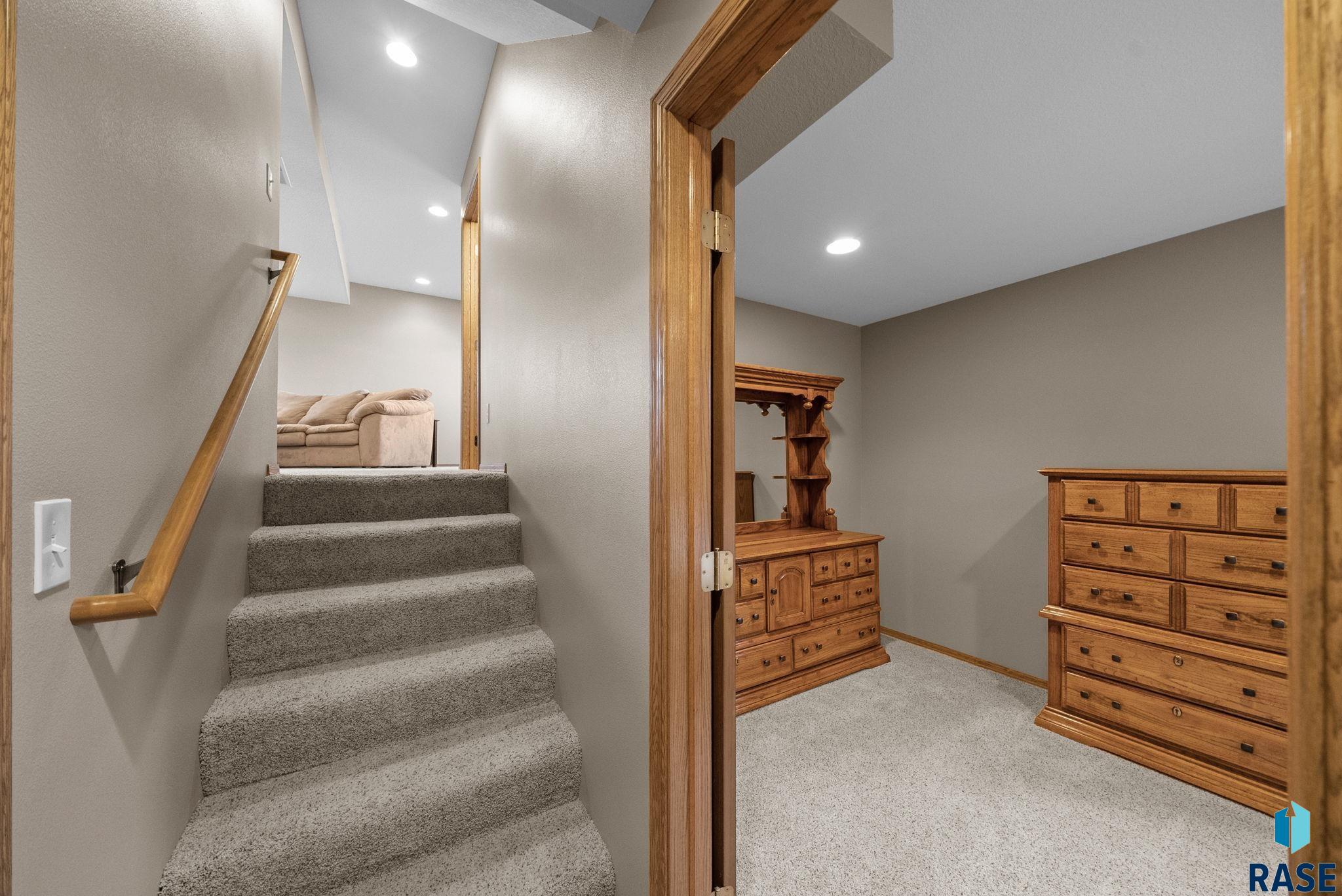 506 Almond Ave Avenue, Harrisburg, New Jersey image 33