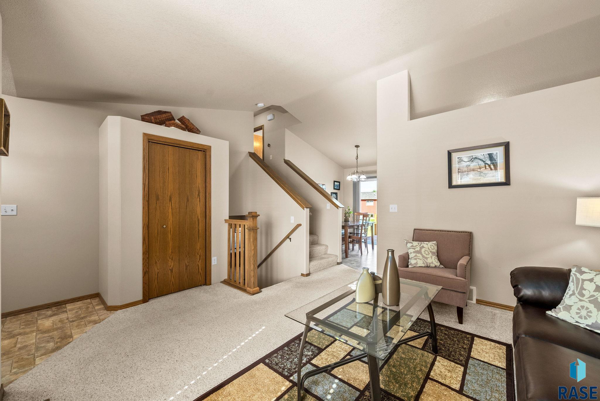 506 Almond Ave Avenue, Harrisburg, New Jersey image 6