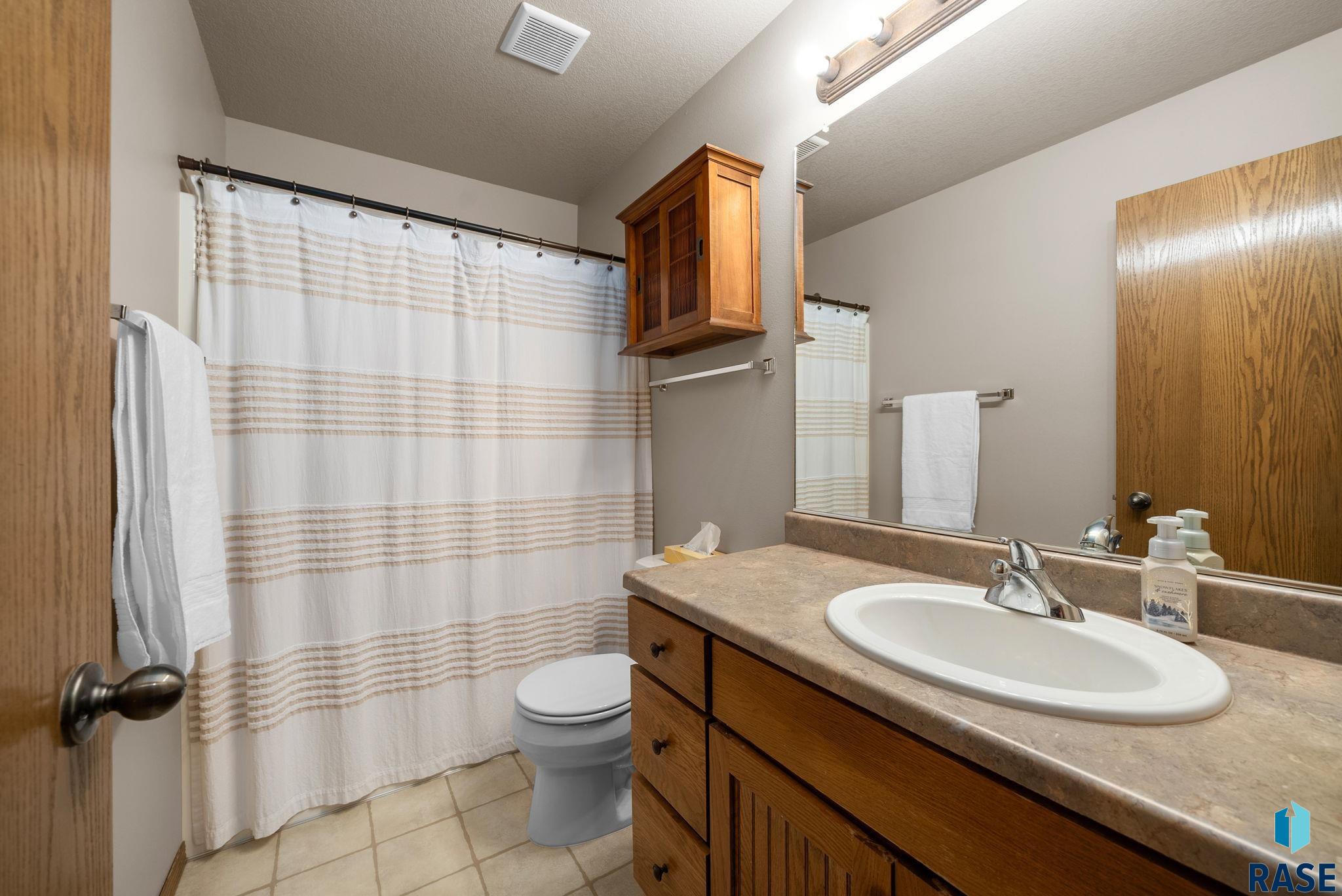 506 Almond Ave Avenue, Harrisburg, New Jersey image 19
