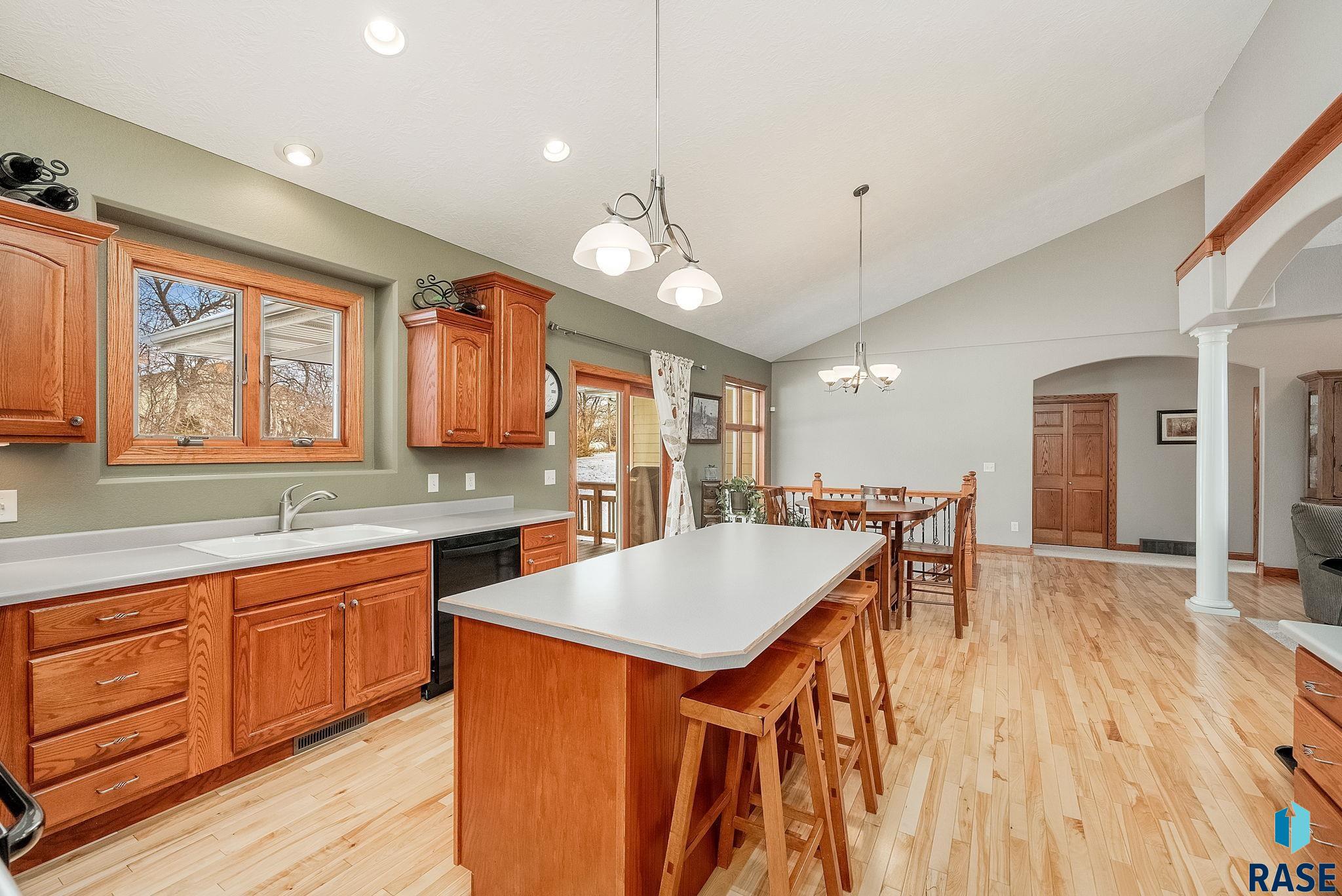 2225 E Byrum Cir Circle, Brandon, South Dakota image 11