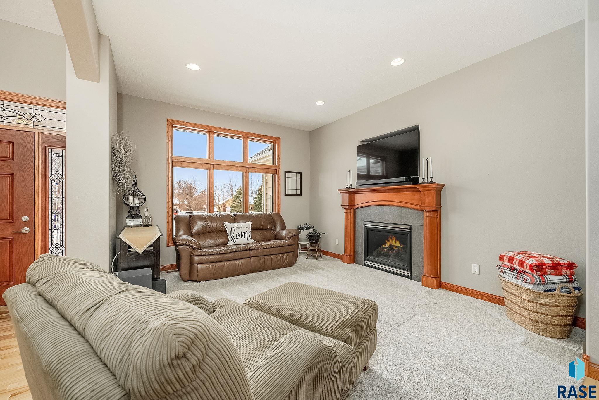 2225 E Byrum Cir Circle, Brandon, South Dakota image 5