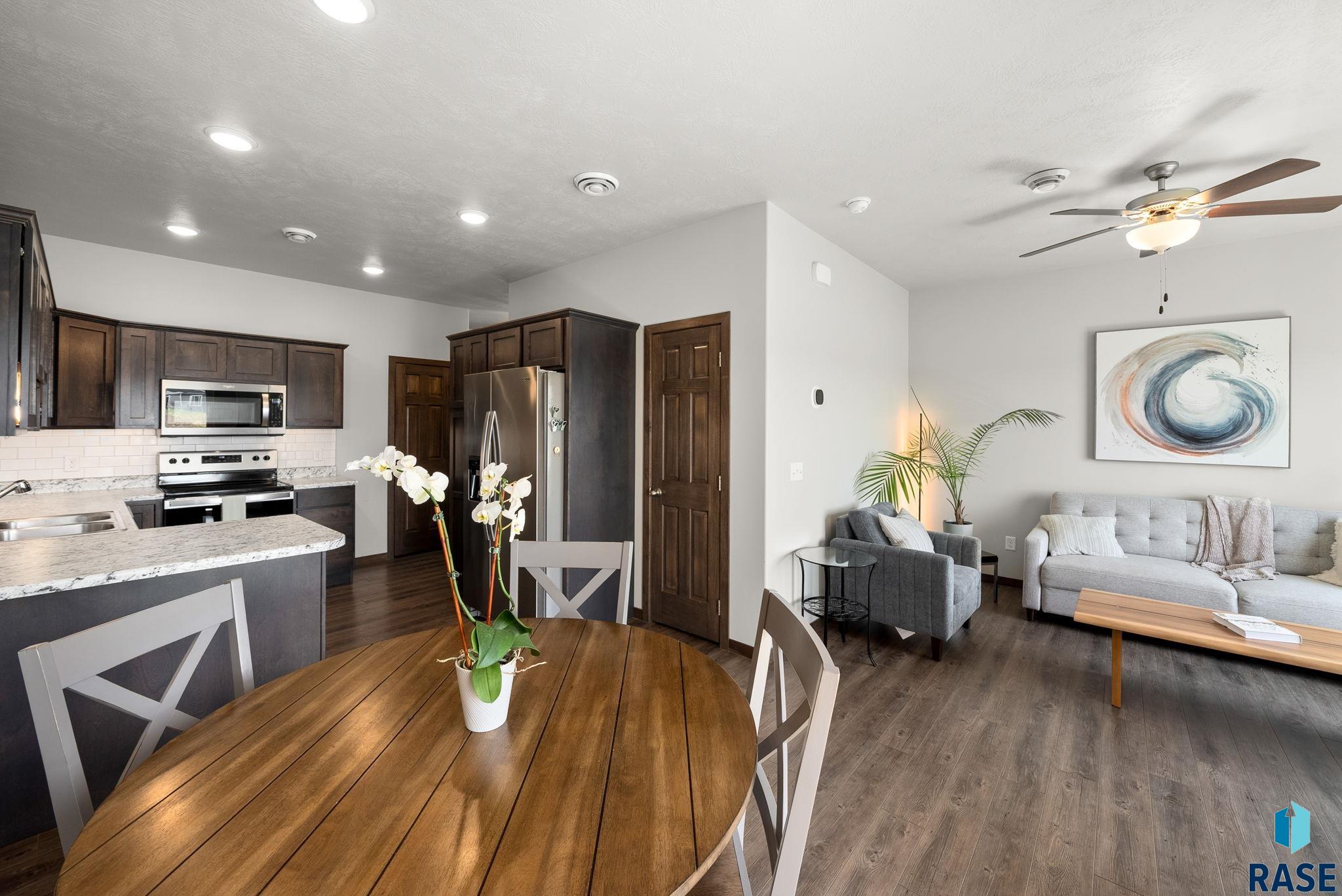 5520 S Seville Pl Place, Sioux Falls, New Jersey image 3