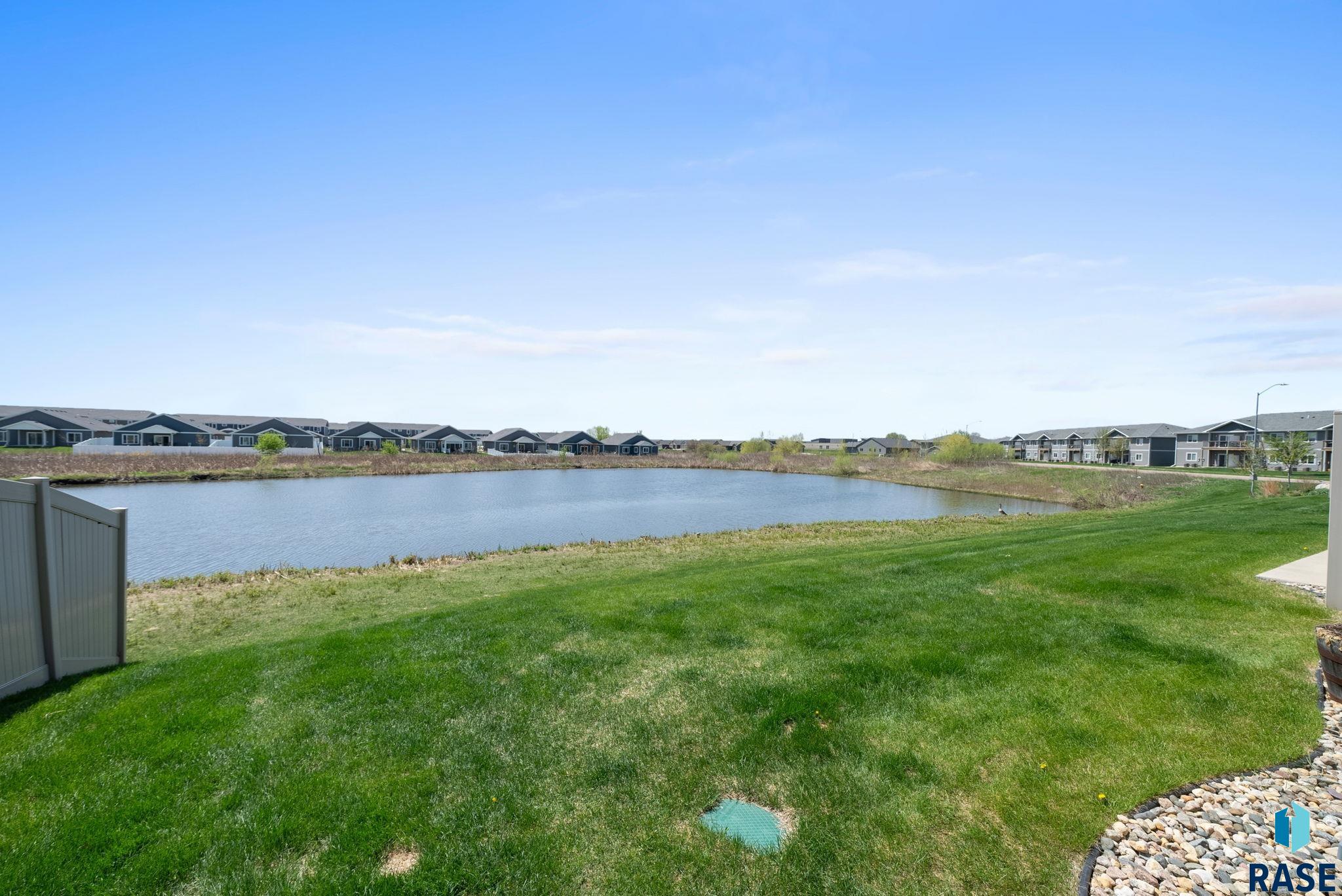 5520 S Seville Pl Place, Sioux Falls, New Jersey image 2