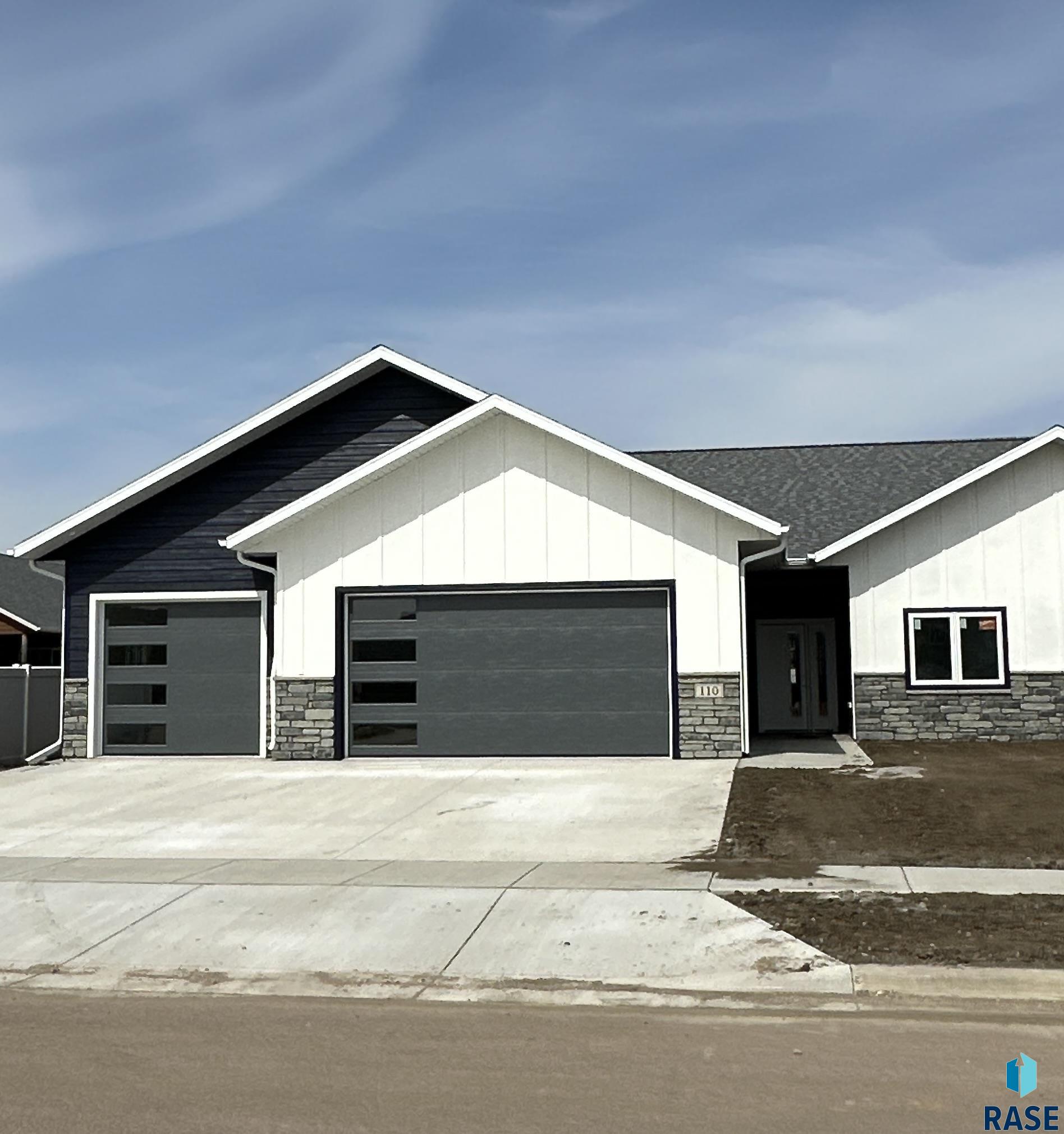 110 E Antioch St Street, Tea, South Dakota image 2