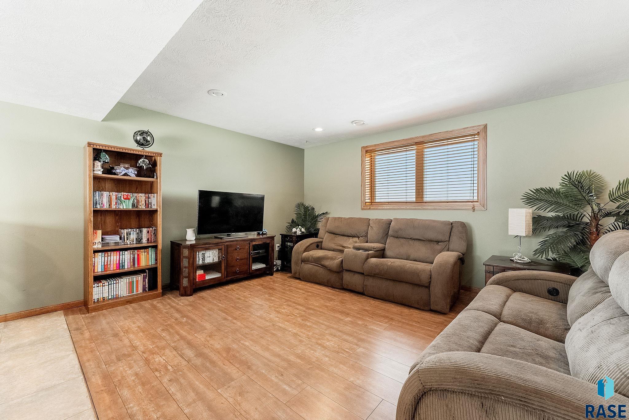 27549 475th Ave Avenue, Worthing, South Dakota image 29