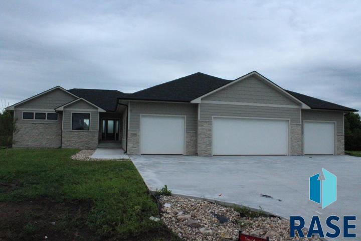 27118 Meadowlark Ct Court, Harrisburg, South Dakota image 1