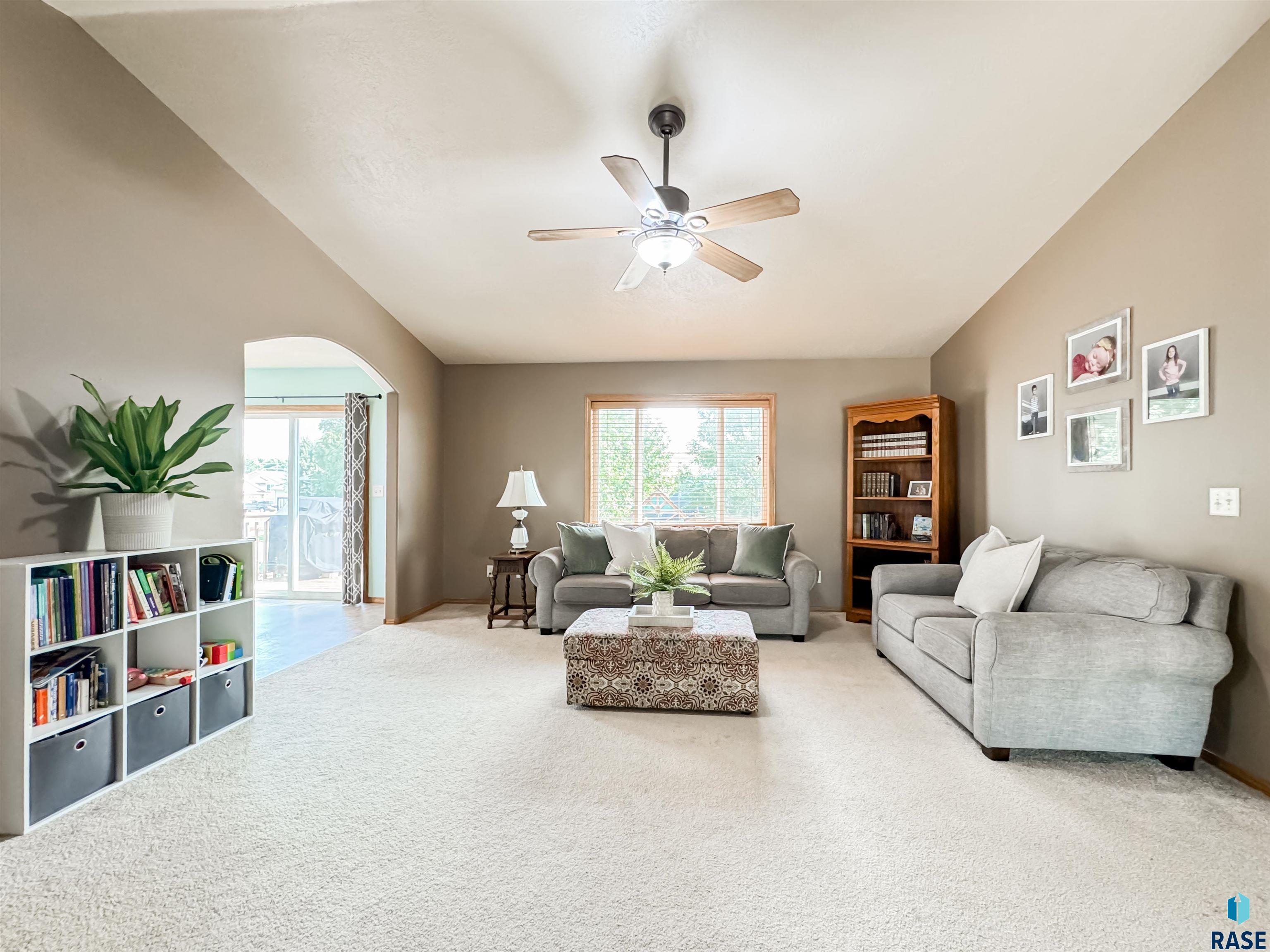 5104 S Sarmar Ave Avenue, Sioux Falls, South Dakota image 4