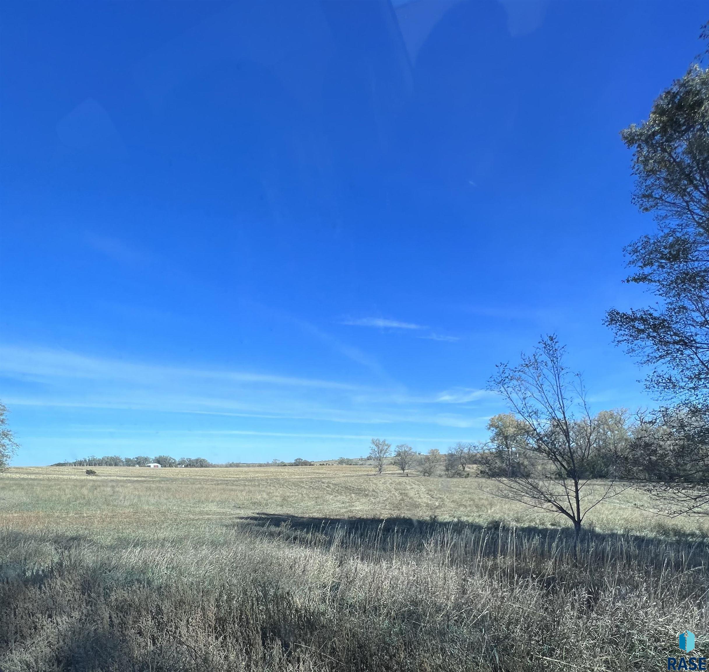 Geddes, South Dakota 57342, United States, ,Land,Pending,63704