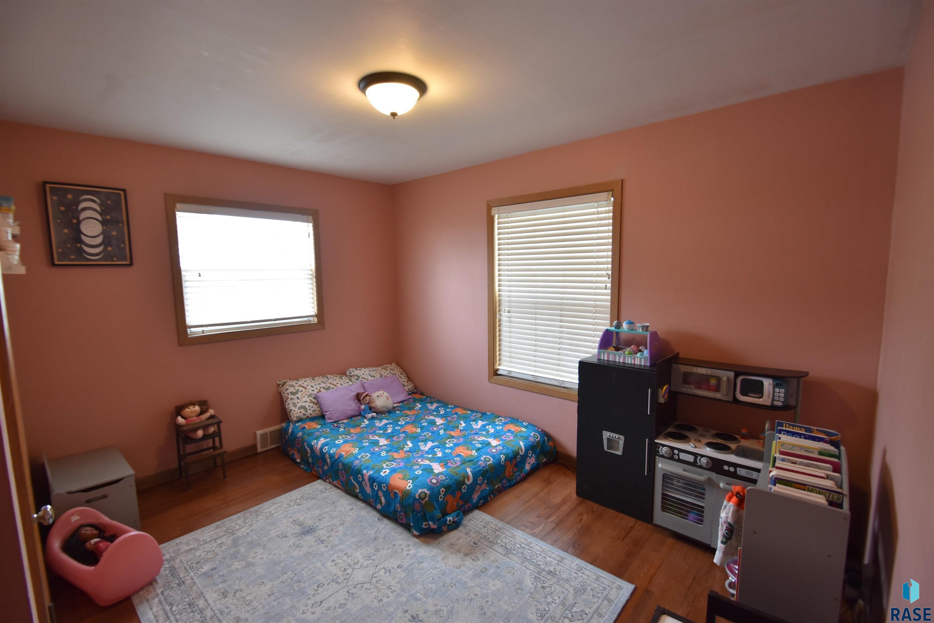 2916 E 14th St Street #203, Sioux Falls, New Jersey image 6