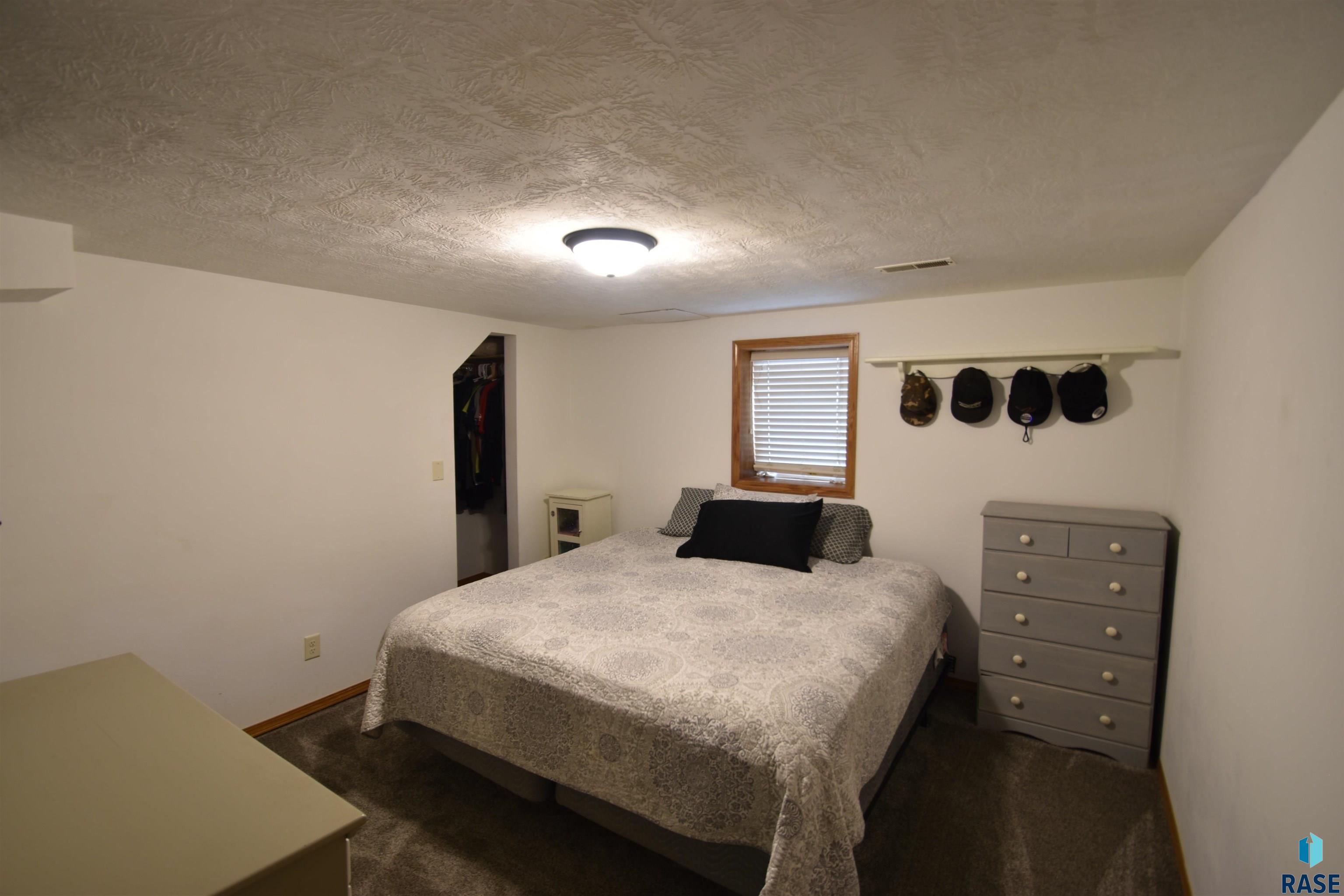 2916 E 14th St Street #203, Sioux Falls, New Jersey image 11