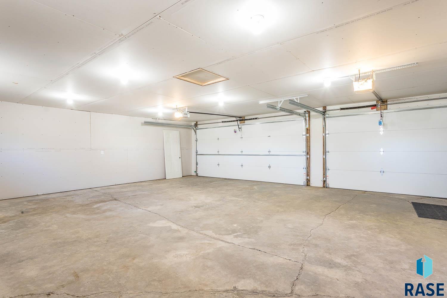 1000 N Six Mile Rd Road, Sioux Falls, New Jersey image 26