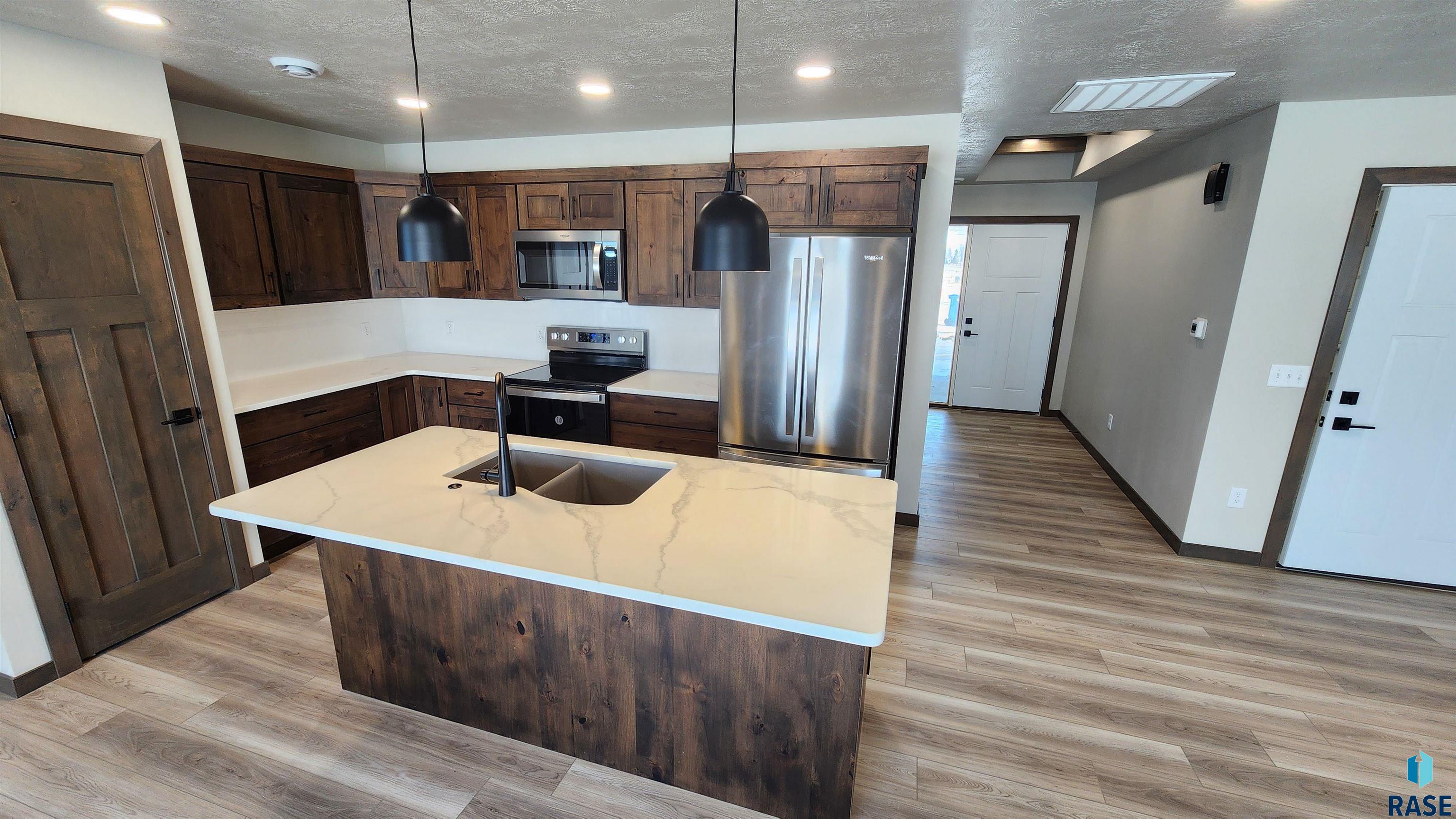 1605 Neil Ave Avenue, Dell Rapids, South Dakota image 6