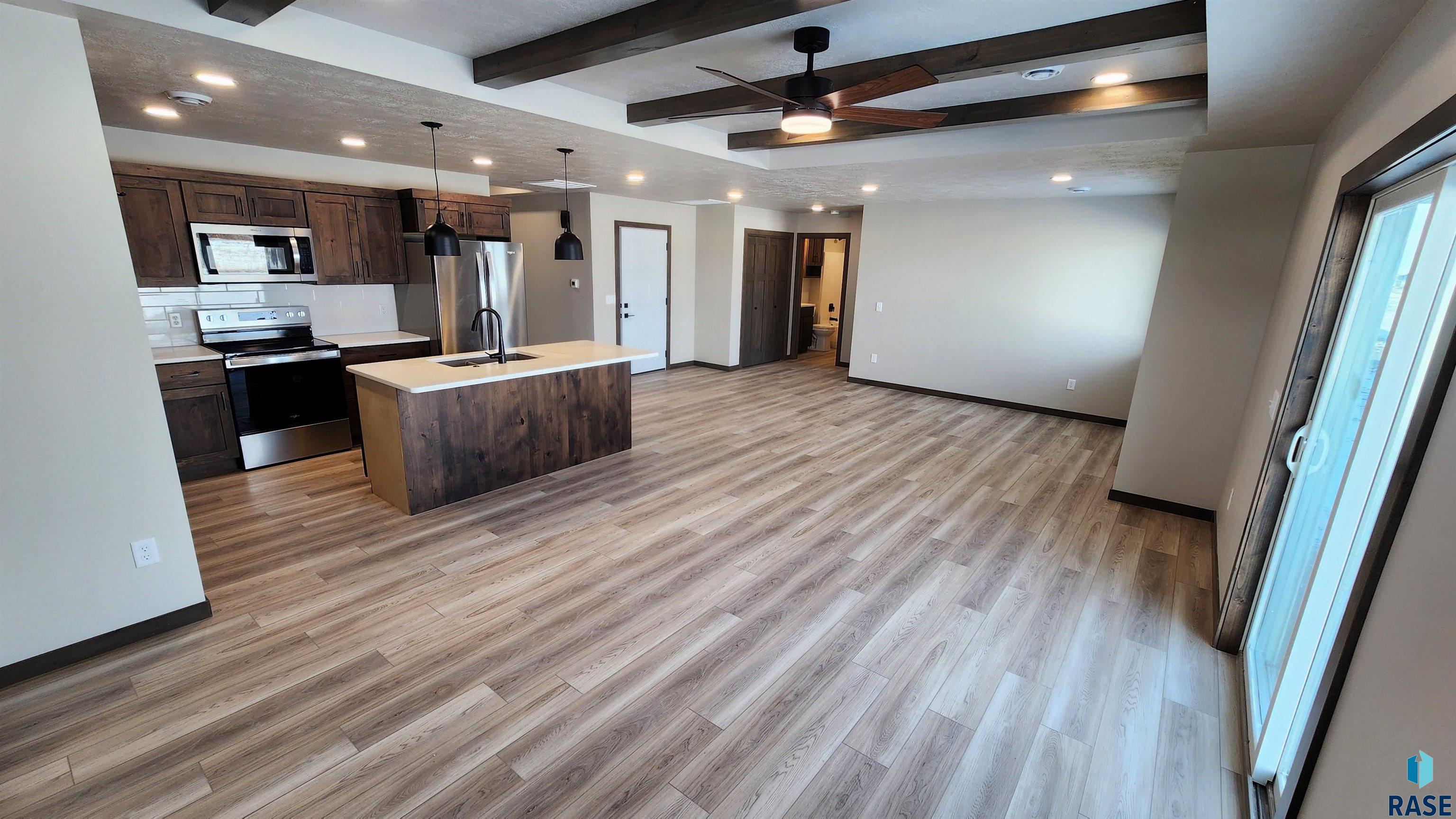 1605 Neil Ave Avenue, Dell Rapids, South Dakota image 3