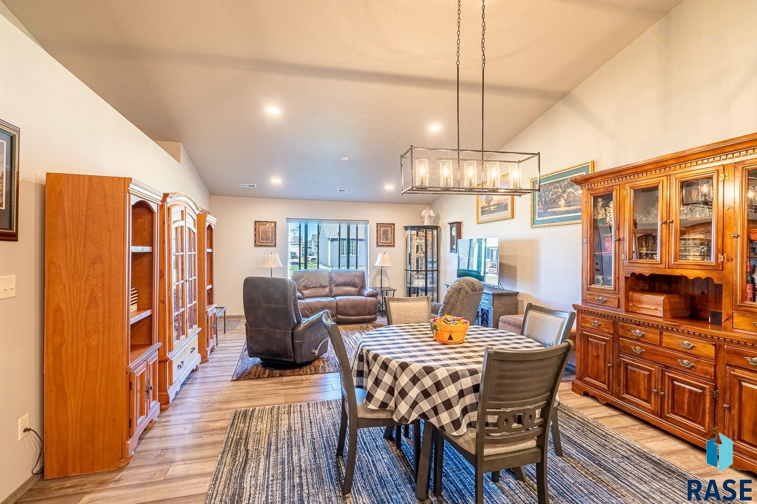213 Brookside Pl Place, Harrisburg, New Jersey image 10
