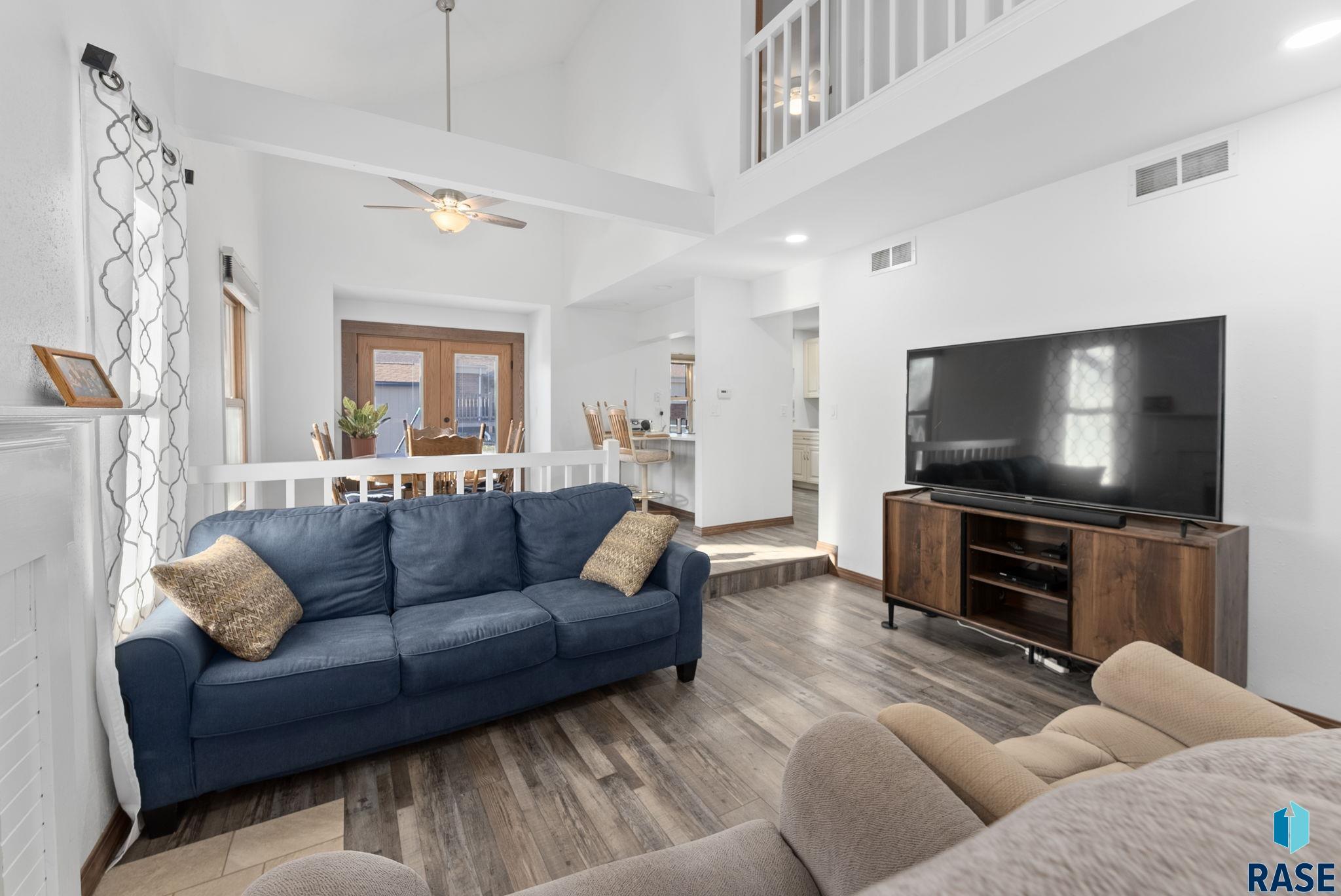 3325 E Manor Cir Circle, Sioux Falls, New Jersey image 23