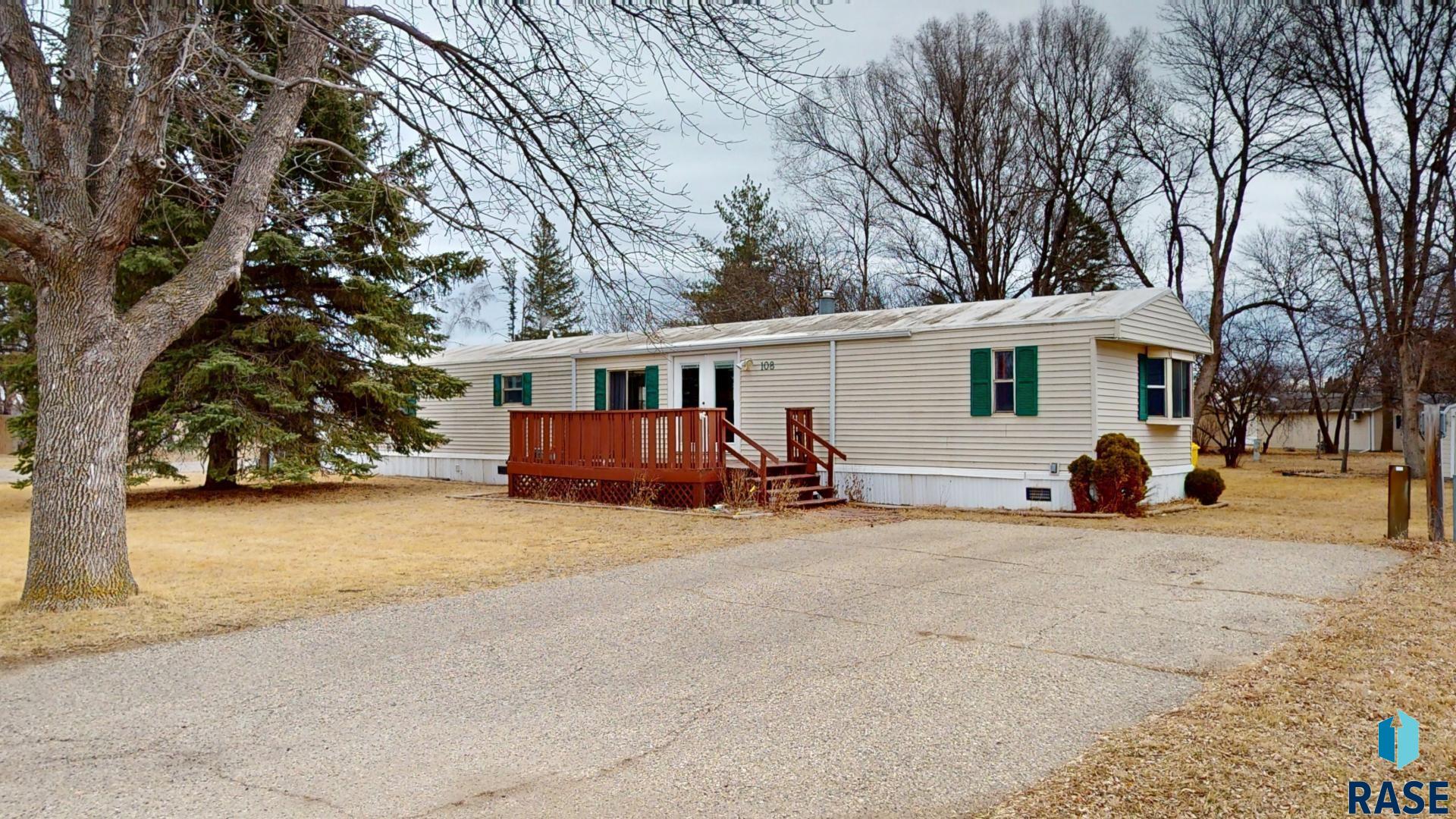 108 Wagon Wheel Cir Circle, Brookings, South Dakota image 33