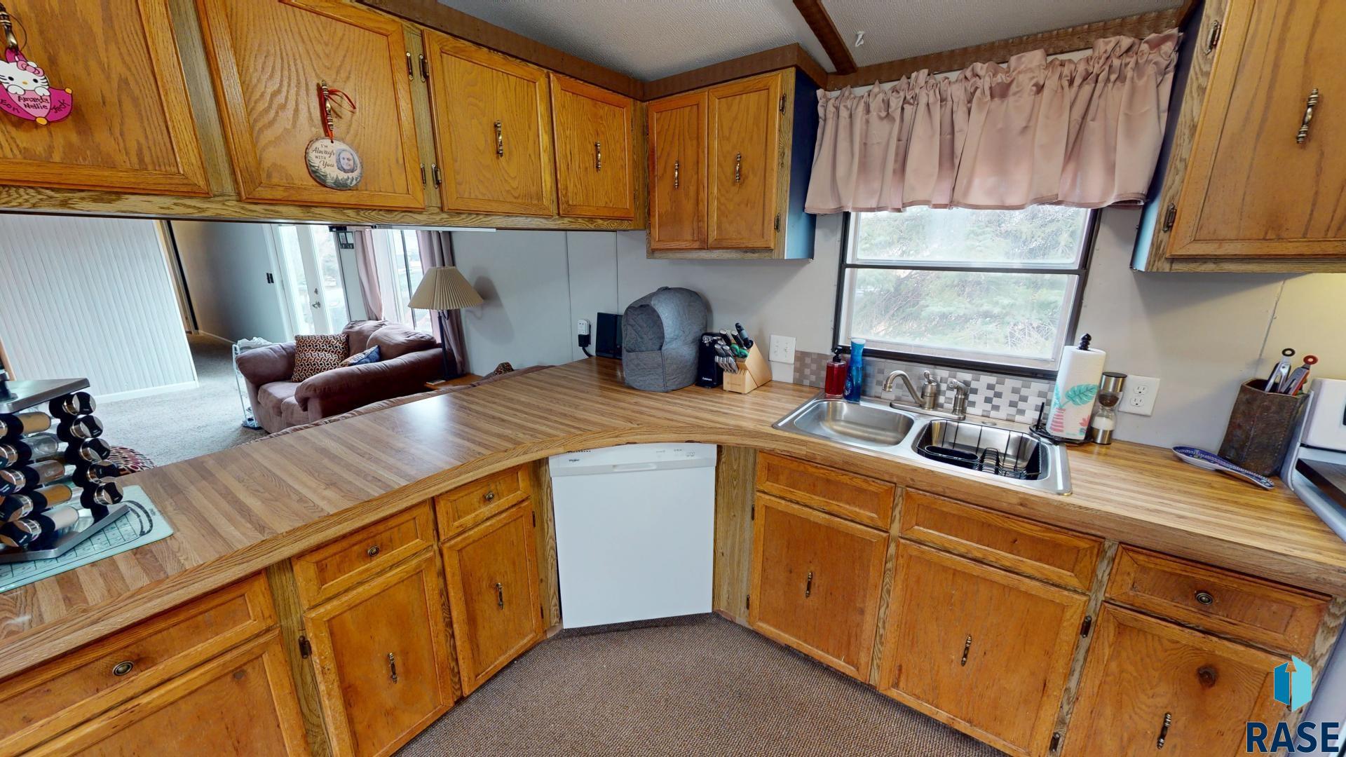 108 Wagon Wheel Cir Circle, Brookings, South Dakota image 8