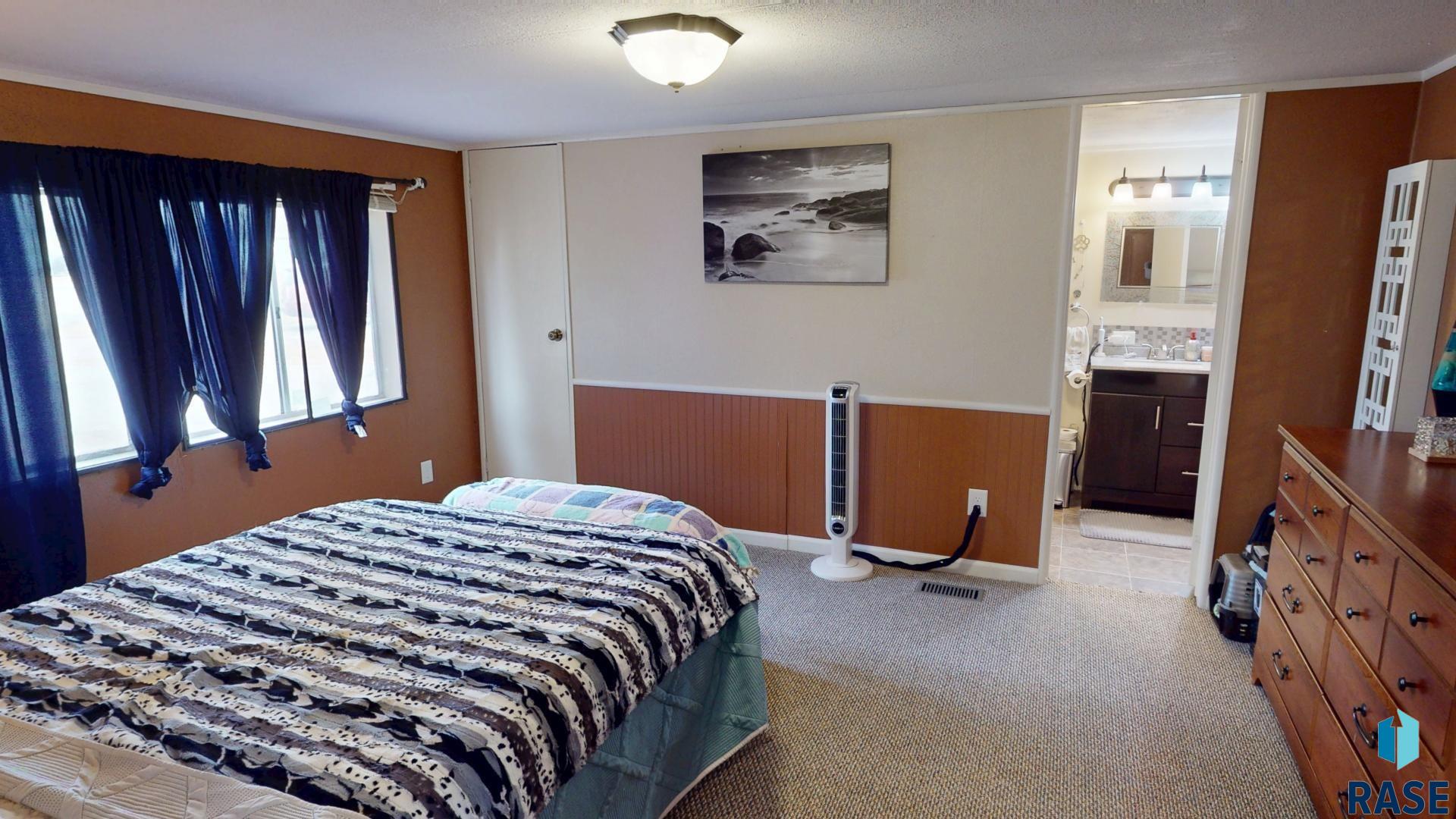 108 Wagon Wheel Cir Circle, Brookings, South Dakota image 11