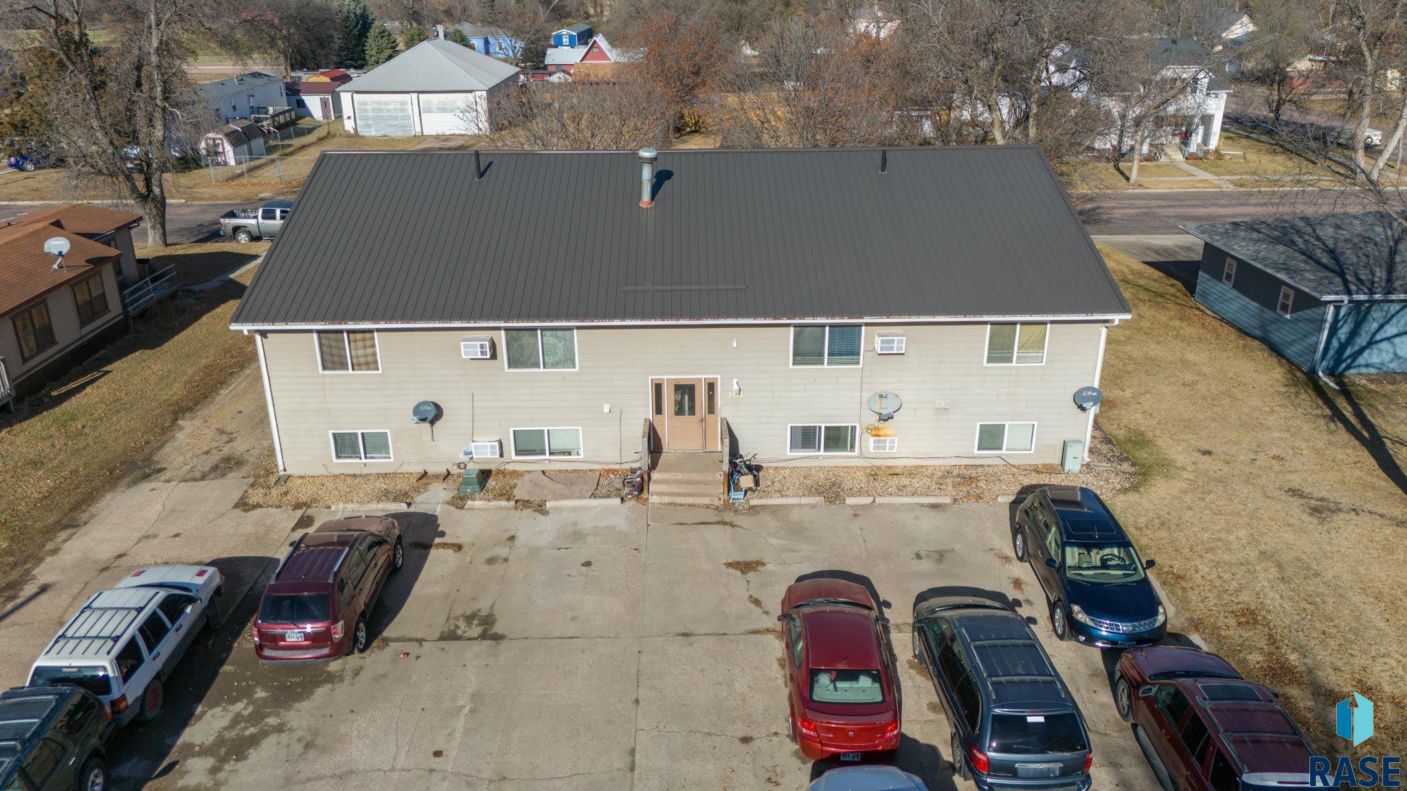 Flandreau, South Dakota 57028, United States, 16 Bedrooms Bedrooms, ,8 BathroomsBathrooms,Residential,Active,31023