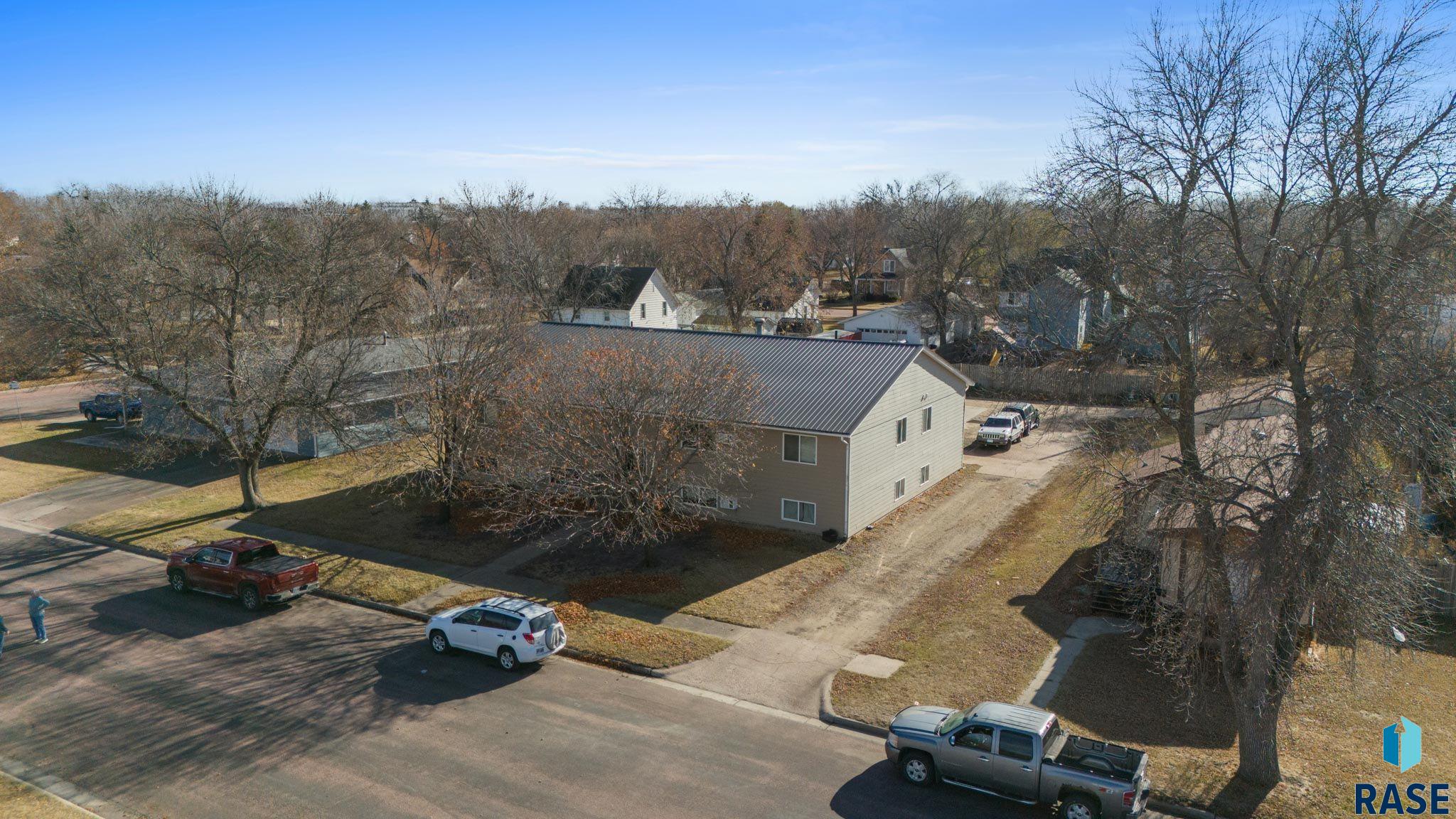 Flandreau, South Dakota 57028, United States, 16 Bedrooms Bedrooms, ,8 BathroomsBathrooms,Residential,Active,31023