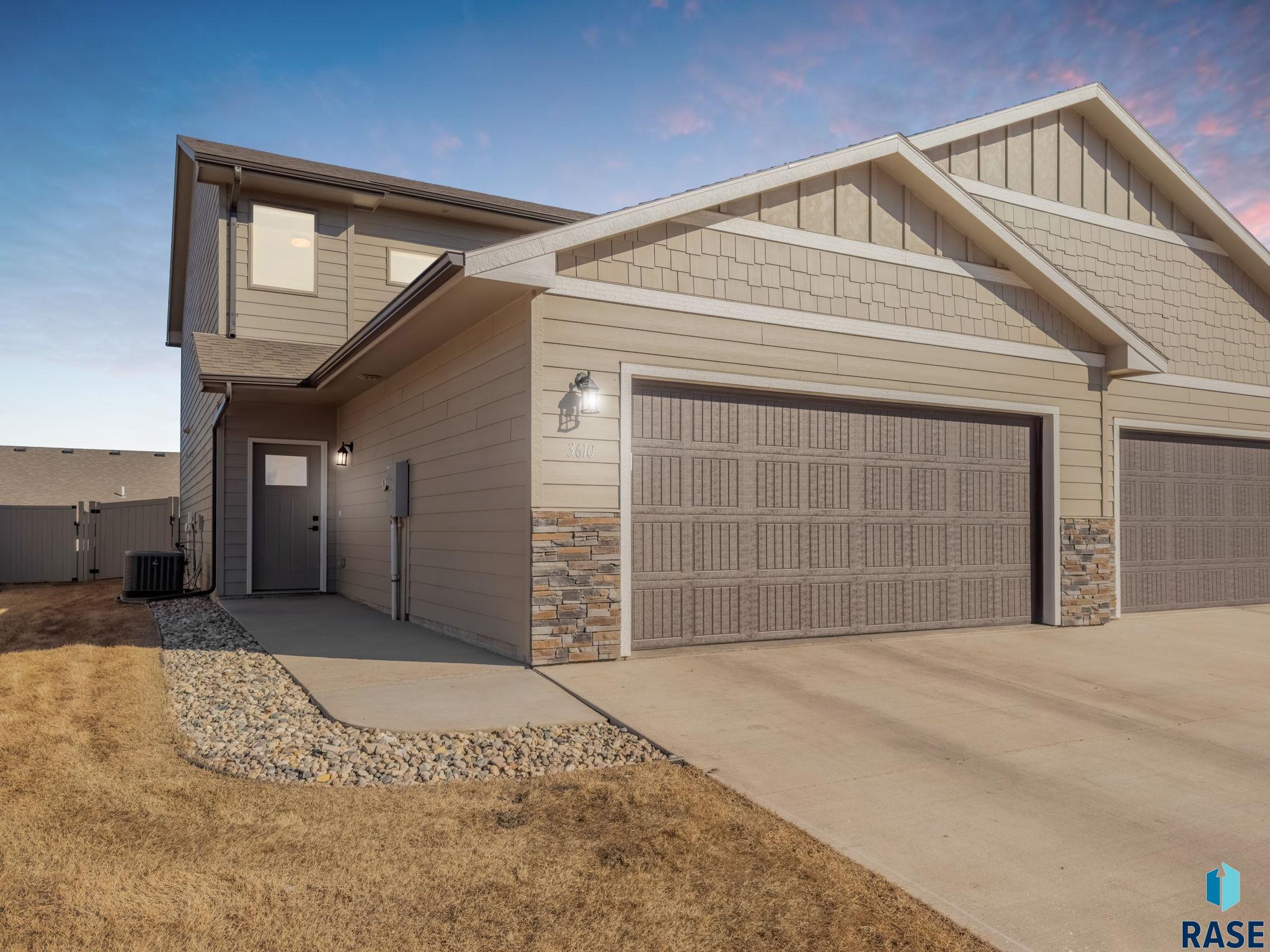 Sioux Falls, South Dakota 57108, United States, 3 Bedrooms Bedrooms, ,2 BathroomsBathrooms,Residential,Contingent,79678