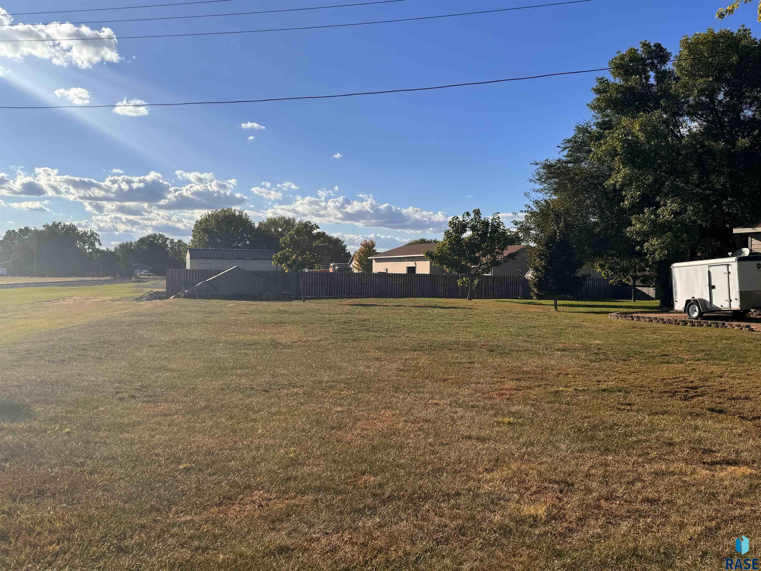 Court Ave Avenue, Lennox, South Dakota image 1