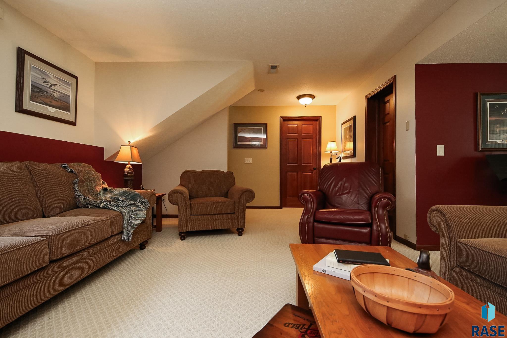 701 N Savannah Dr Drive, Sioux Falls, New Jersey image 25