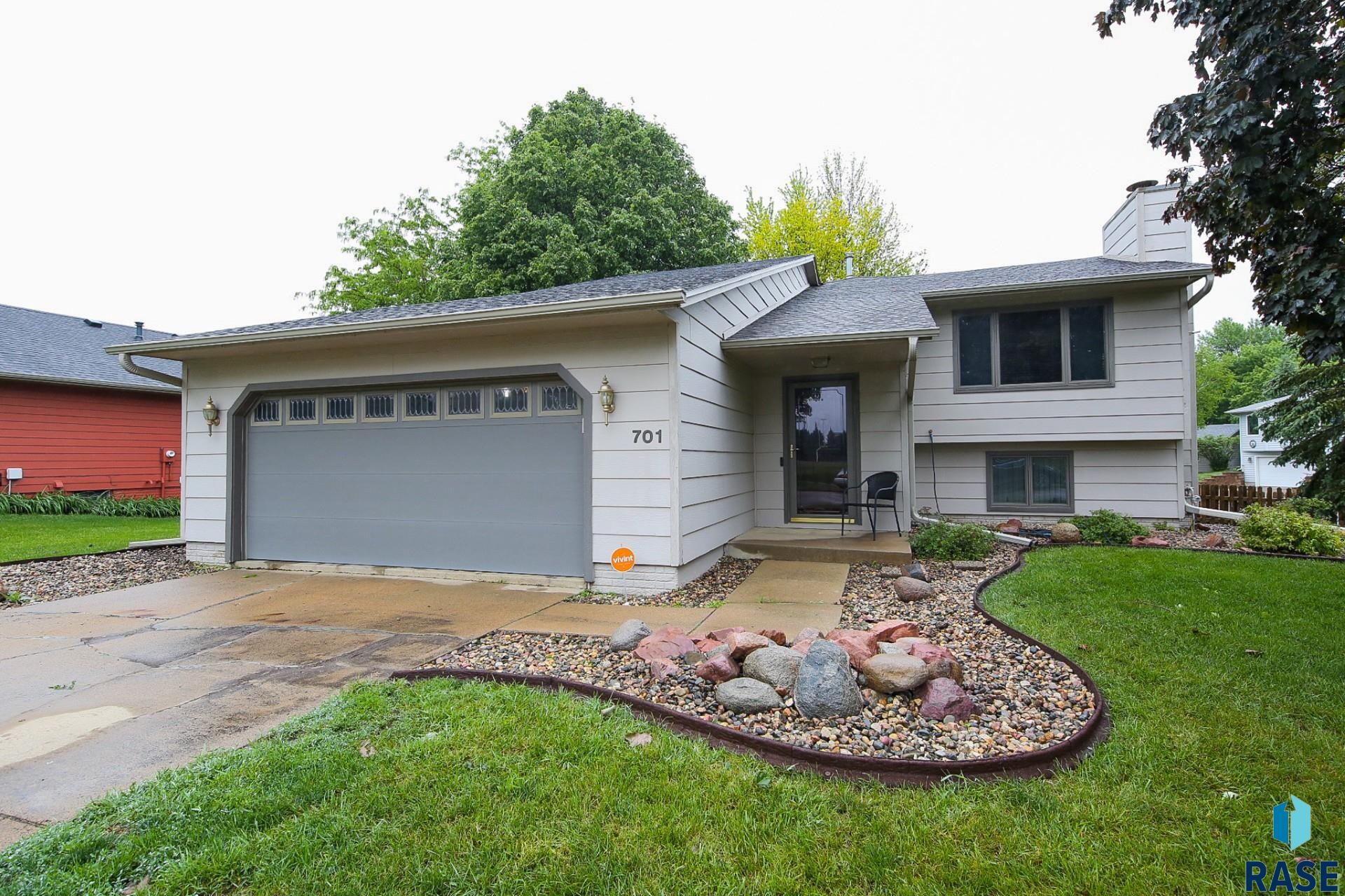 701 N Savannah Dr Drive, Sioux Falls, New Jersey image 1