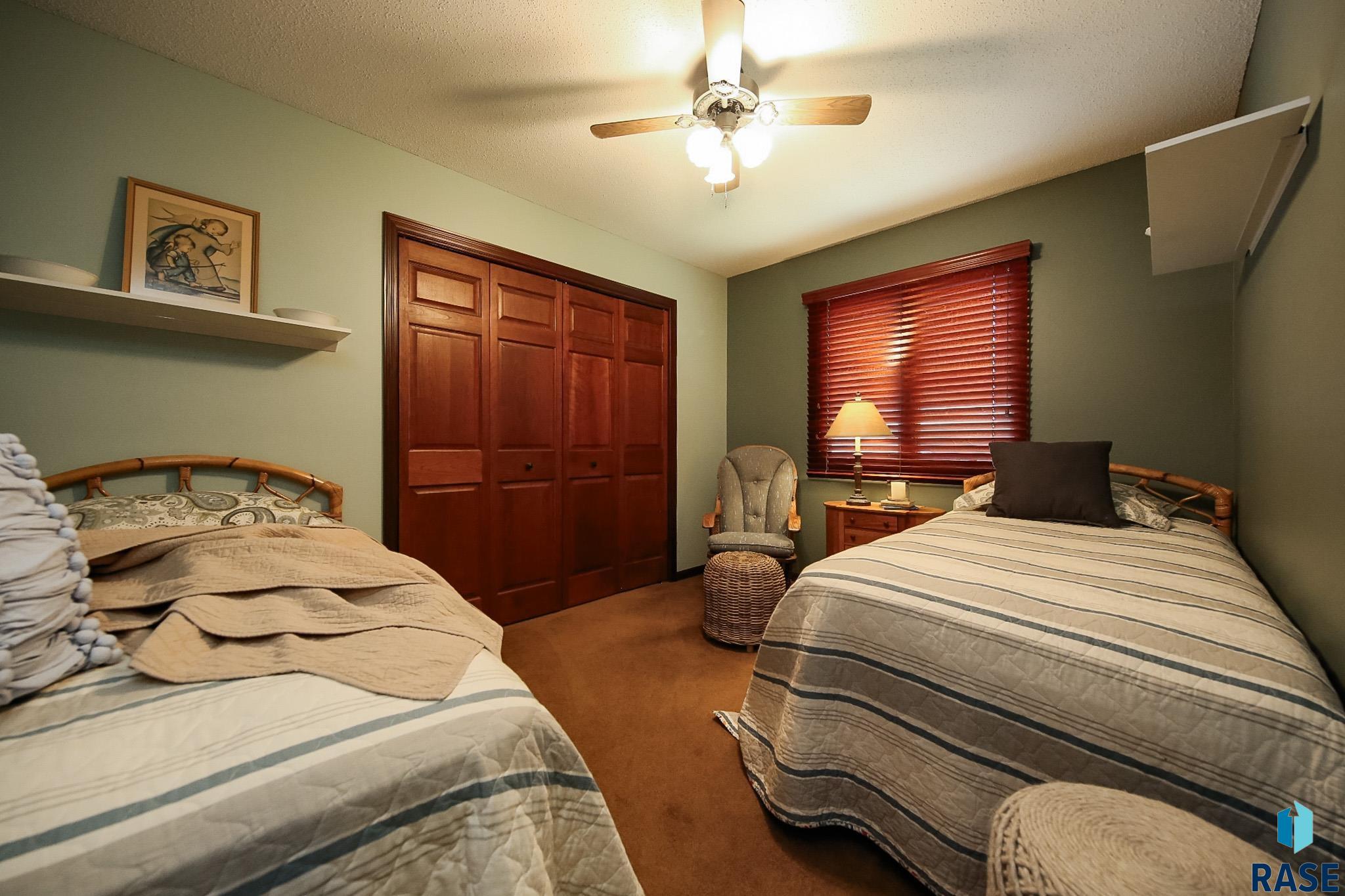 701 N Savannah Dr Drive, Sioux Falls, New Jersey image 19