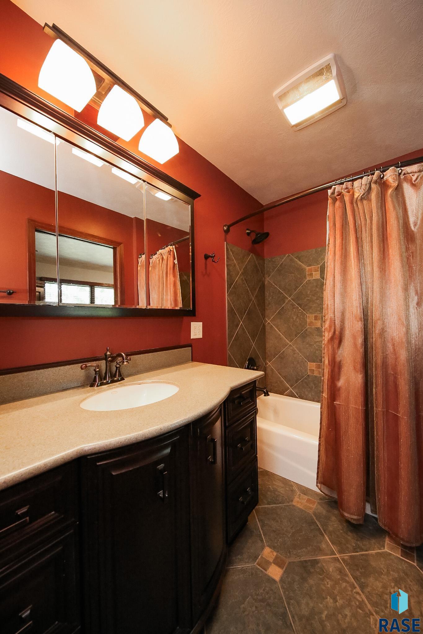701 N Savannah Dr Drive, Sioux Falls, New Jersey image 18