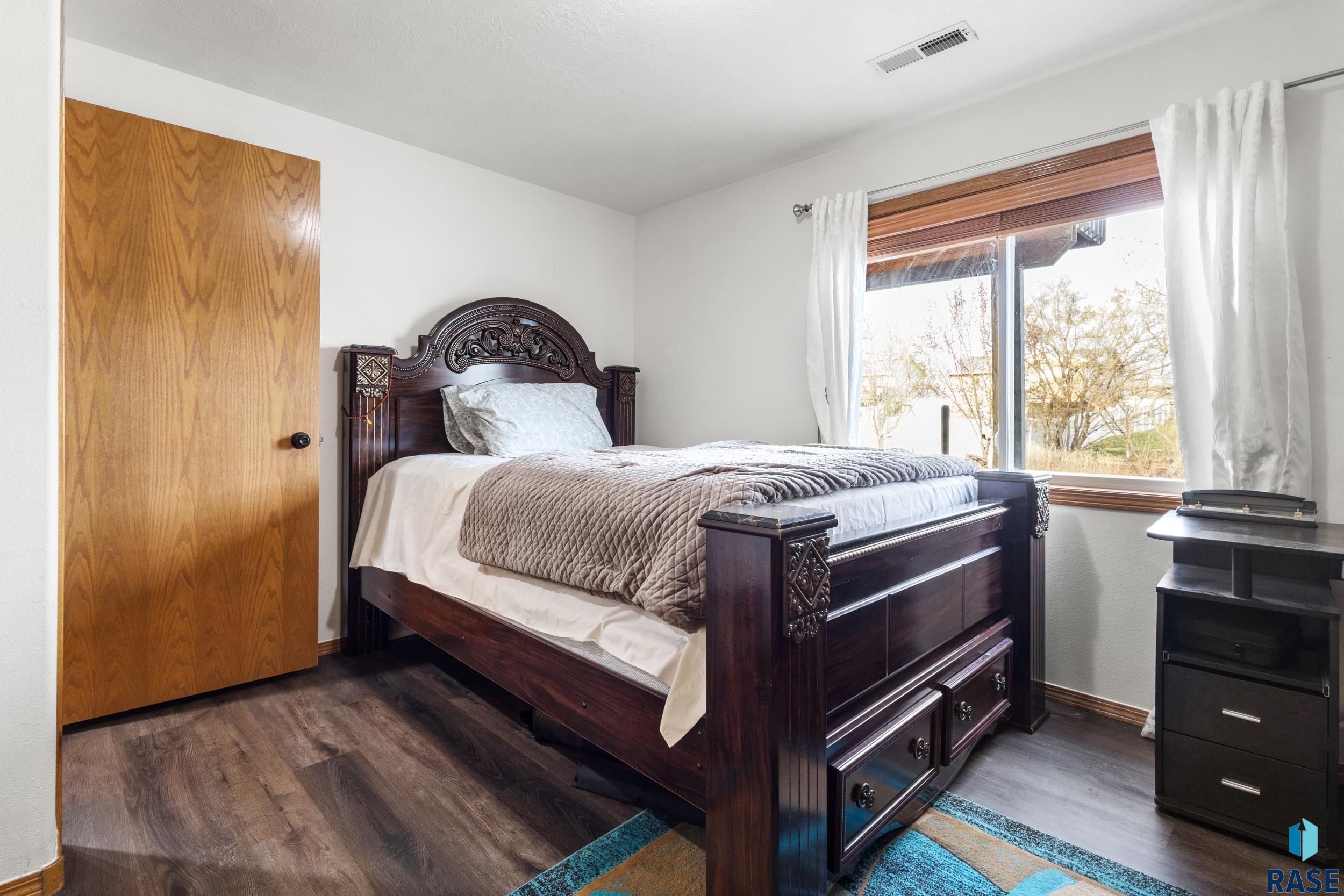 116 N Dewberry Ave Avenue, Sioux Falls, New Jersey image 12
