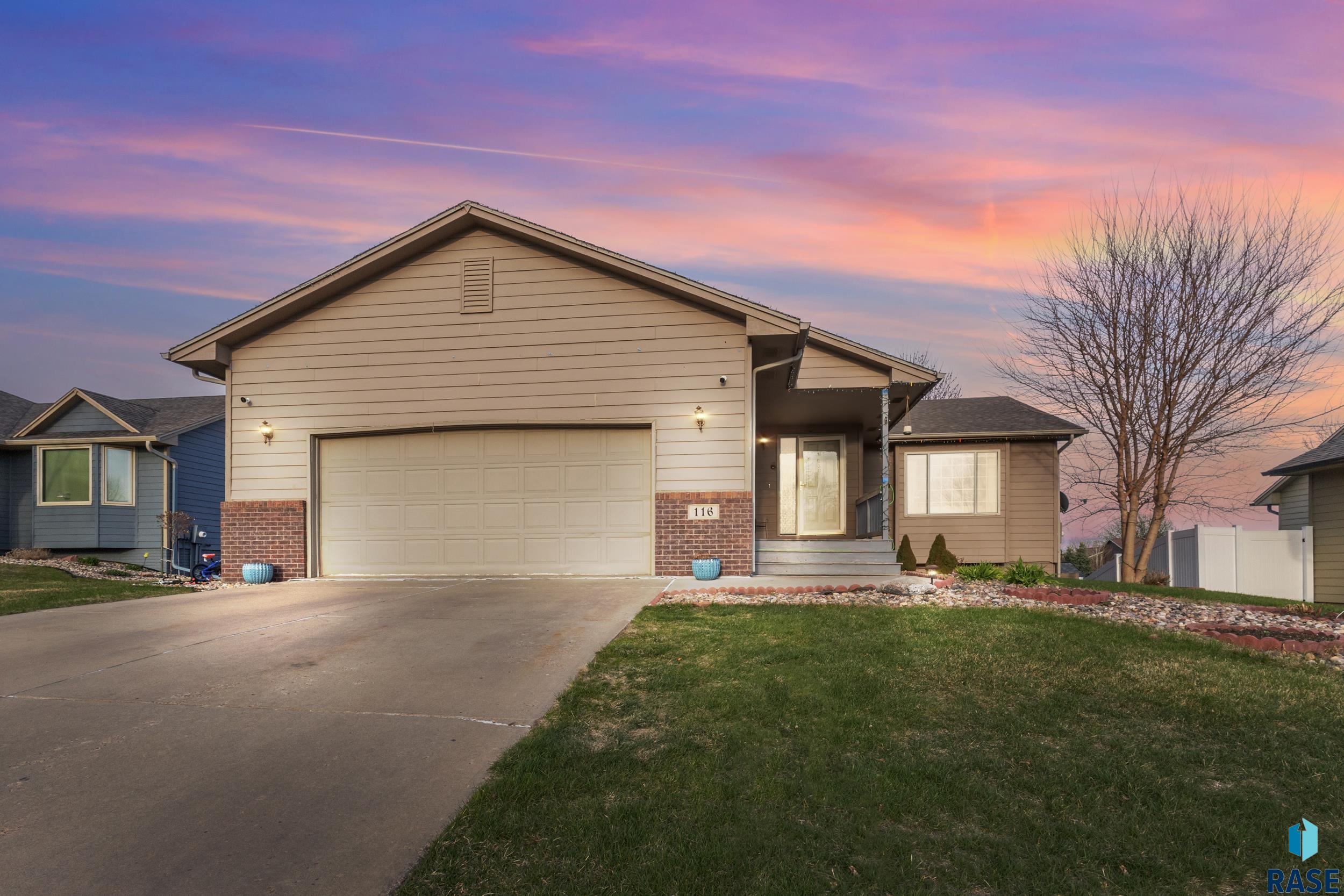 116 N Dewberry Ave Avenue, Sioux Falls, New Jersey image 1