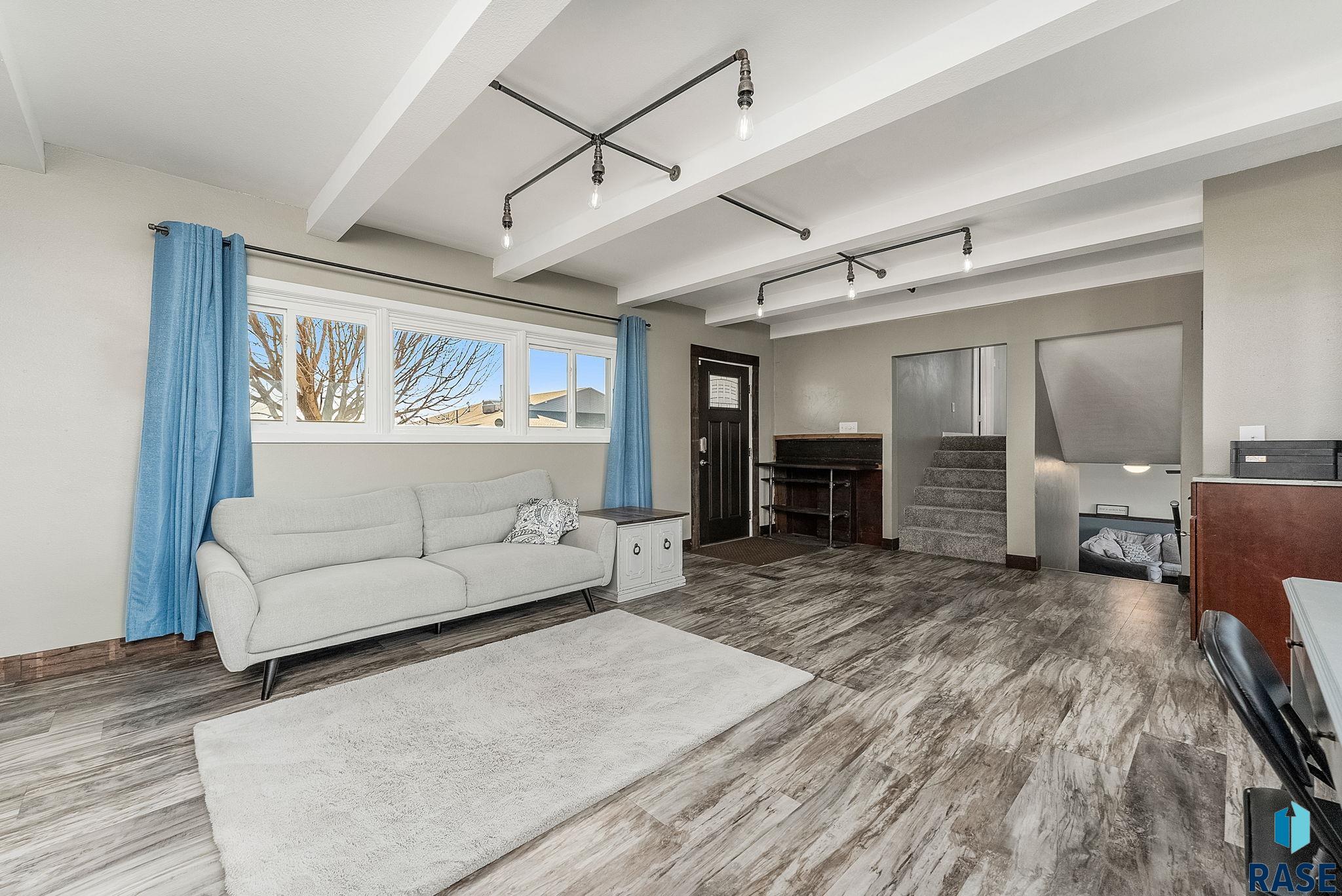 105 N James Ave Avenue, Tea, New Jersey image 6