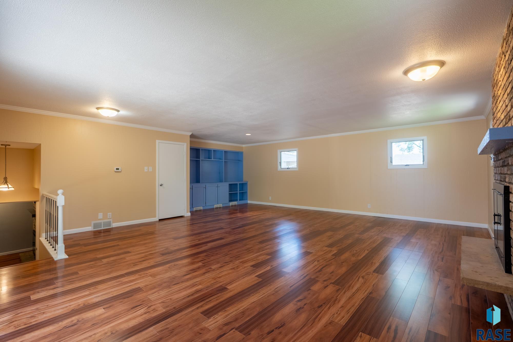 Sioux Falls, South Dakota 57105, United States, 4 Bedrooms Bedrooms, ,2 BathroomsBathrooms,Residential,Active,139404