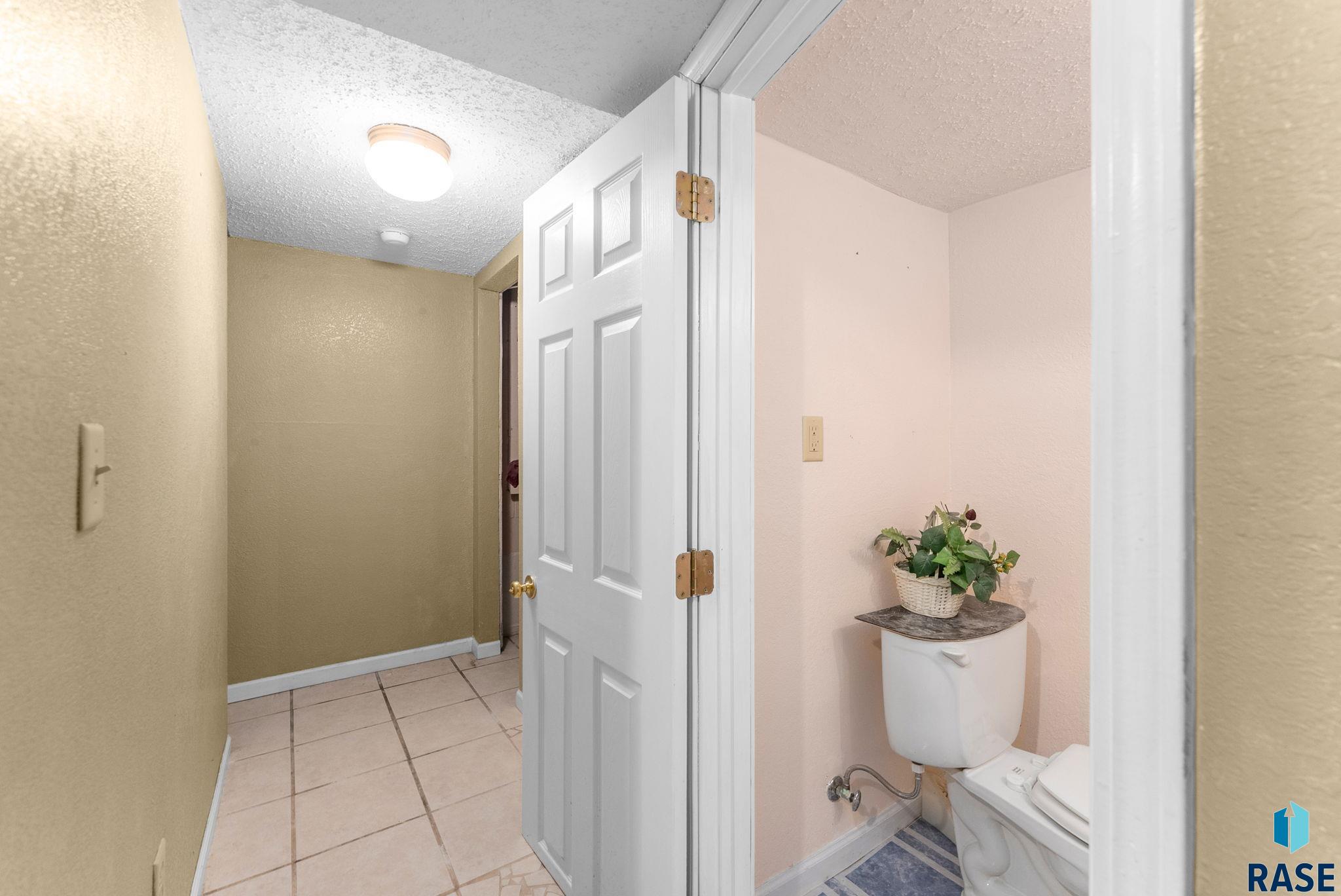 1219 N Spring Ave Avenue, Sioux Falls, New Jersey image 36