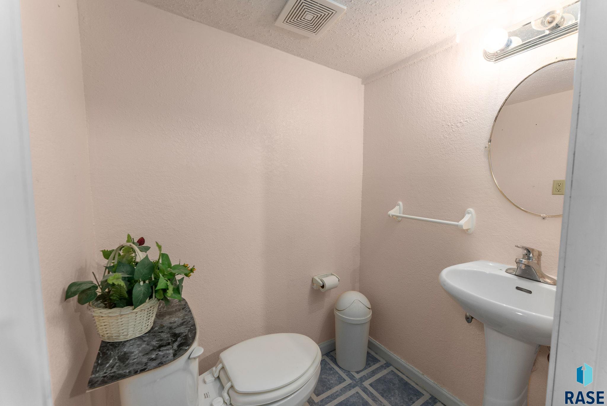 1219 N Spring Ave Avenue, Sioux Falls, New Jersey image 37