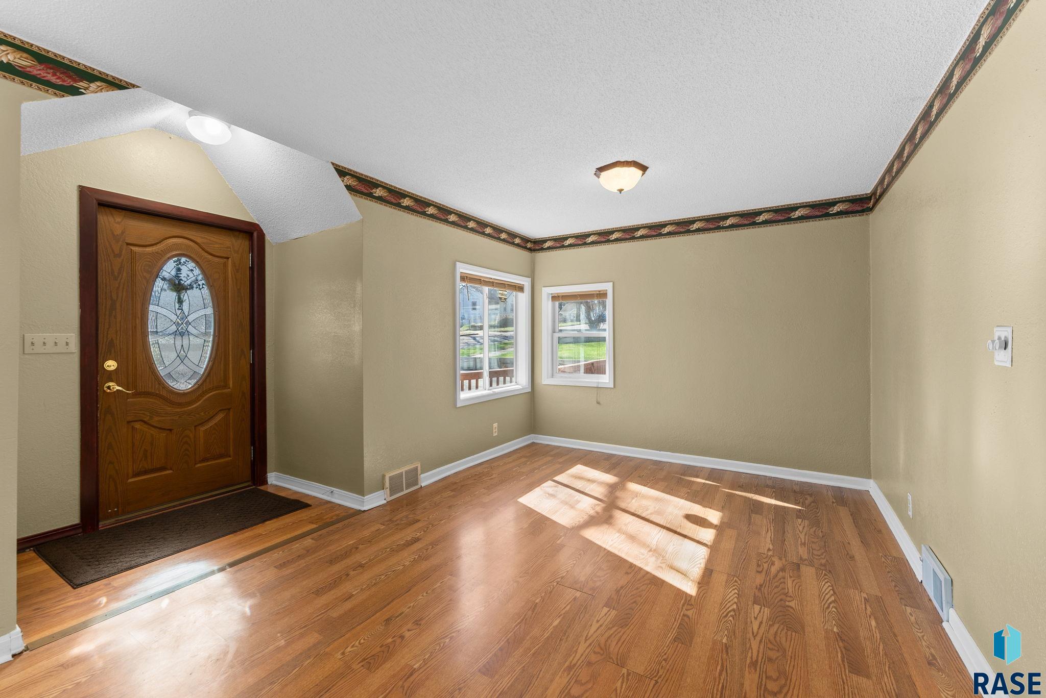 1219 N Spring Ave Avenue, Sioux Falls, New Jersey image 13