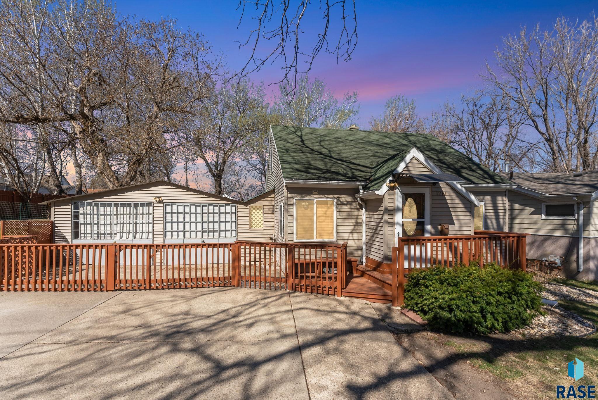 1219 N Spring Ave Avenue, Sioux Falls, New Jersey image 1