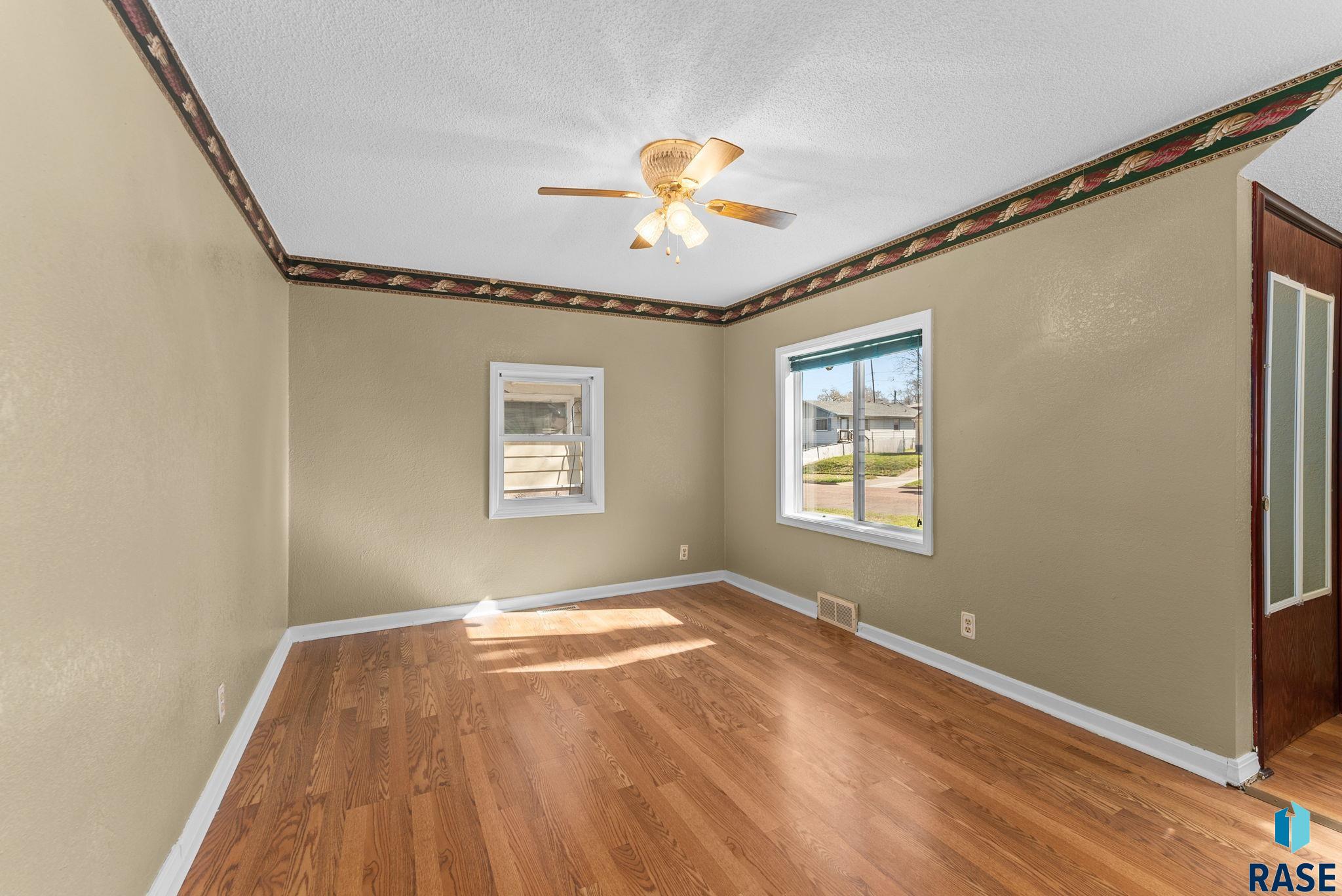 1219 N Spring Ave Avenue, Sioux Falls, New Jersey image 16
