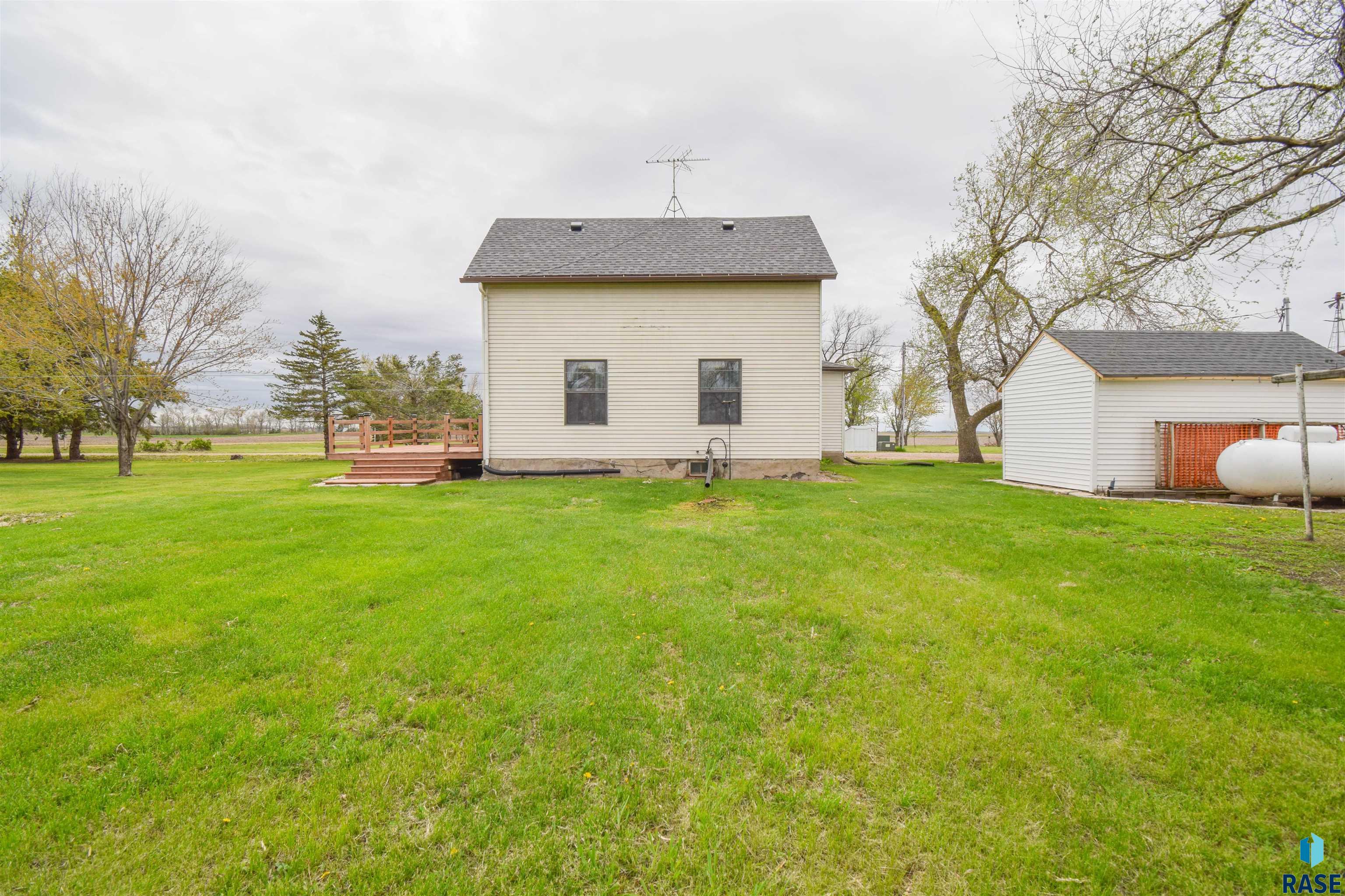 25887 443rd Ave Avenue, Canistota, South Dakota image 23